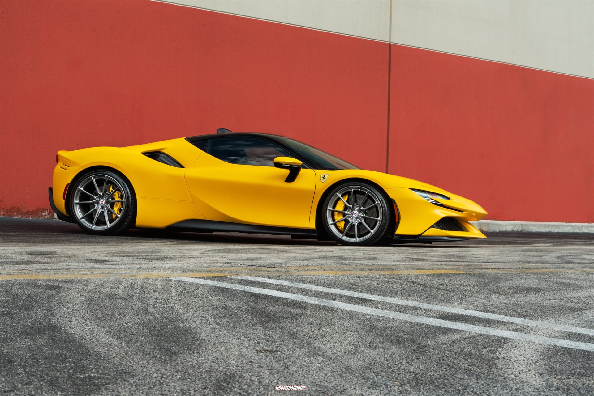 Photo 21 of Ferrari SF90 Gialo Modena HRE P104SC