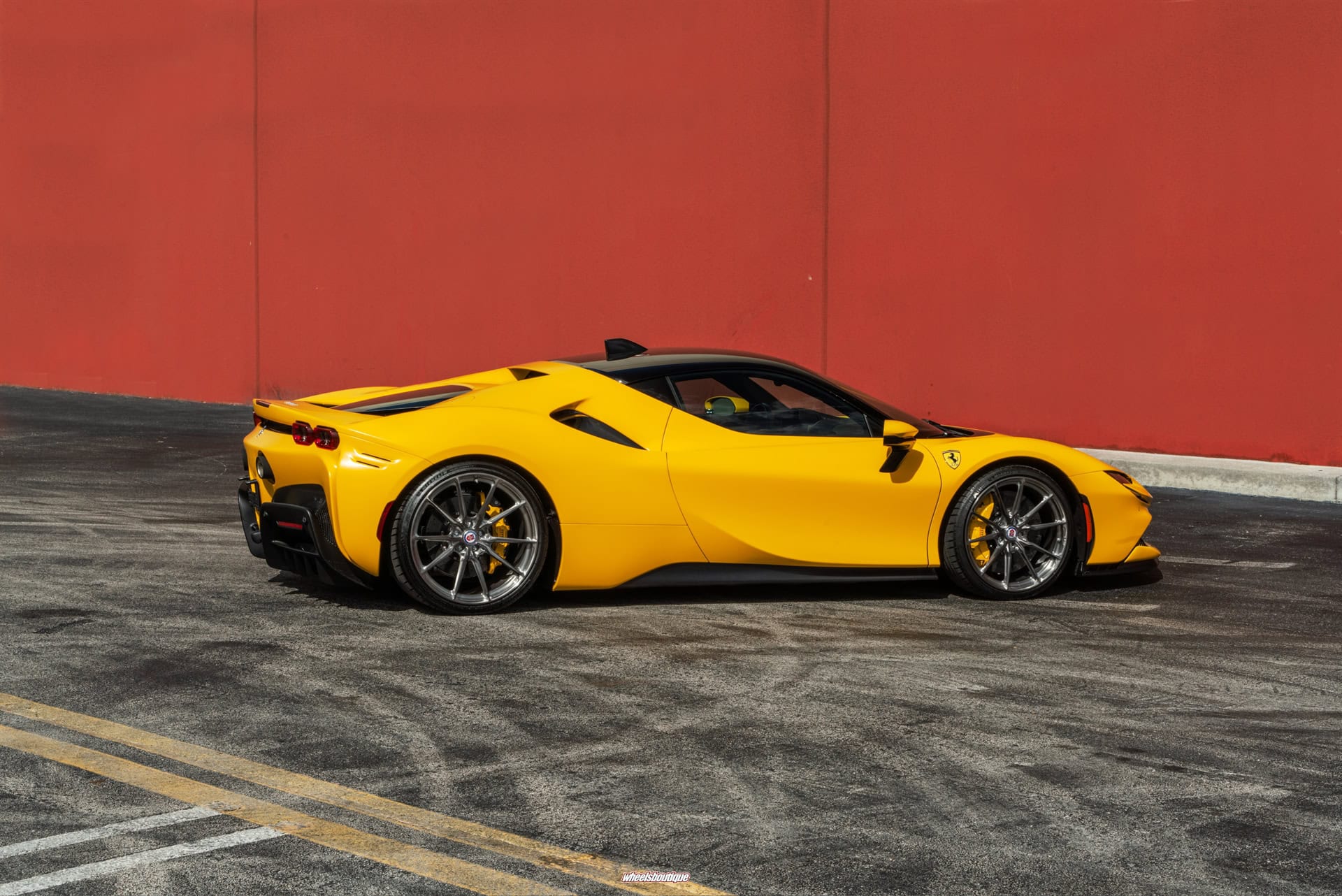 Photo 23 of Ferrari SF90 Gialo Modena HRE P104SC