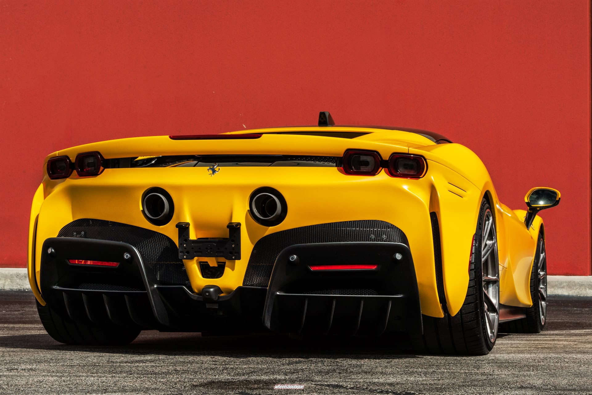 Photo 25 of Ferrari SF90 Gialo Modena HRE P104SC