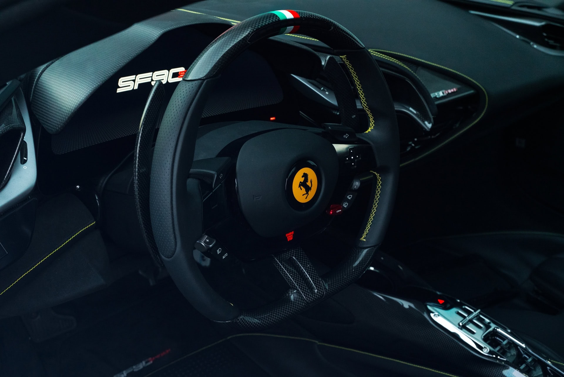 Ferrari SF90 | Nero | on HRE 501M | Gloss Black