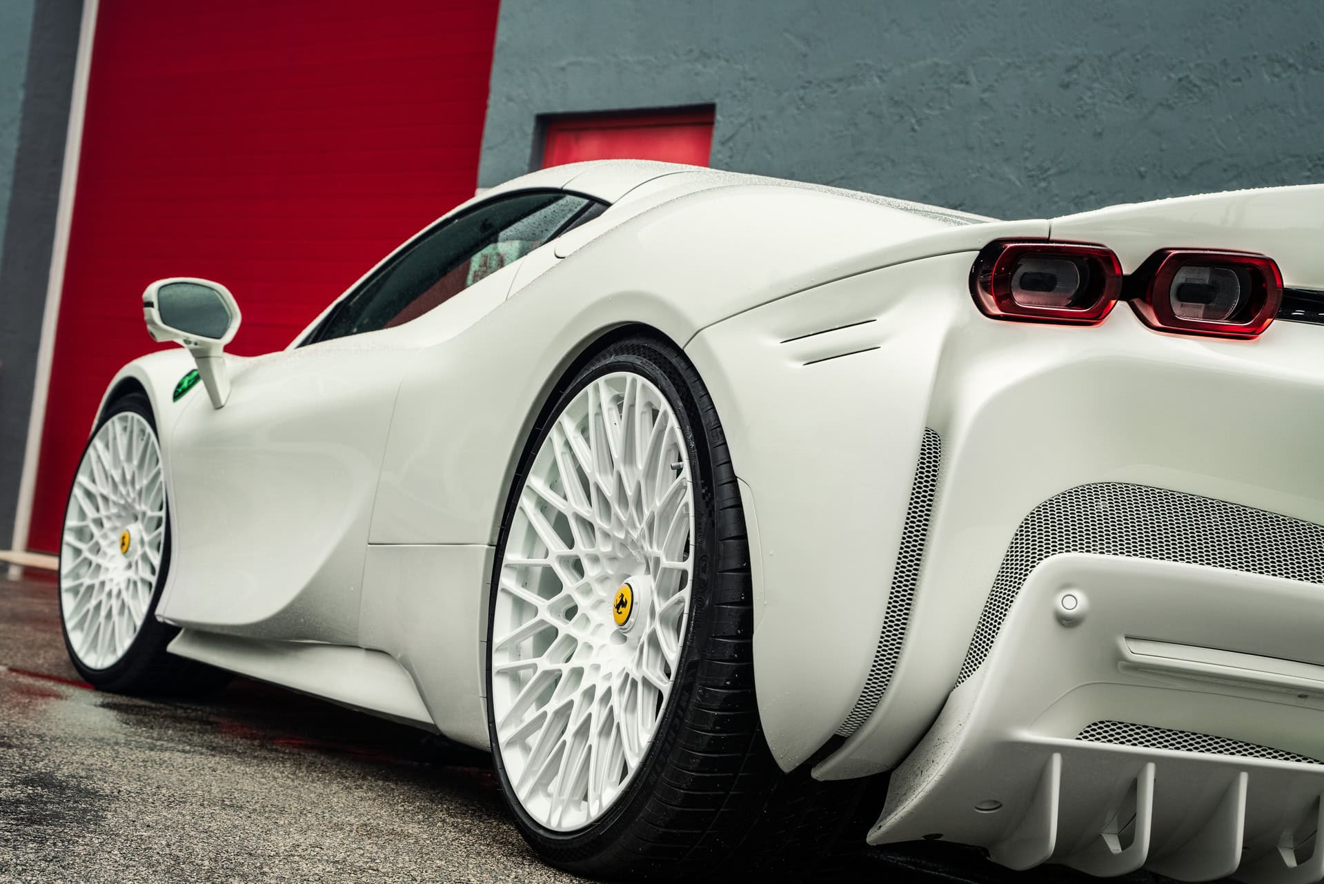 Photo 22 of Ferrari SF90 | Bianco Avus | on 1886 S015 | Gloss White