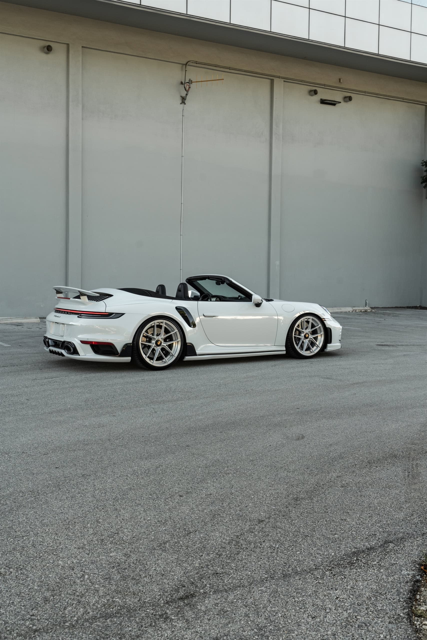 TECHART 992 Turbo S | Carrera White | on ANRKY XR-201 | Brushed Clear