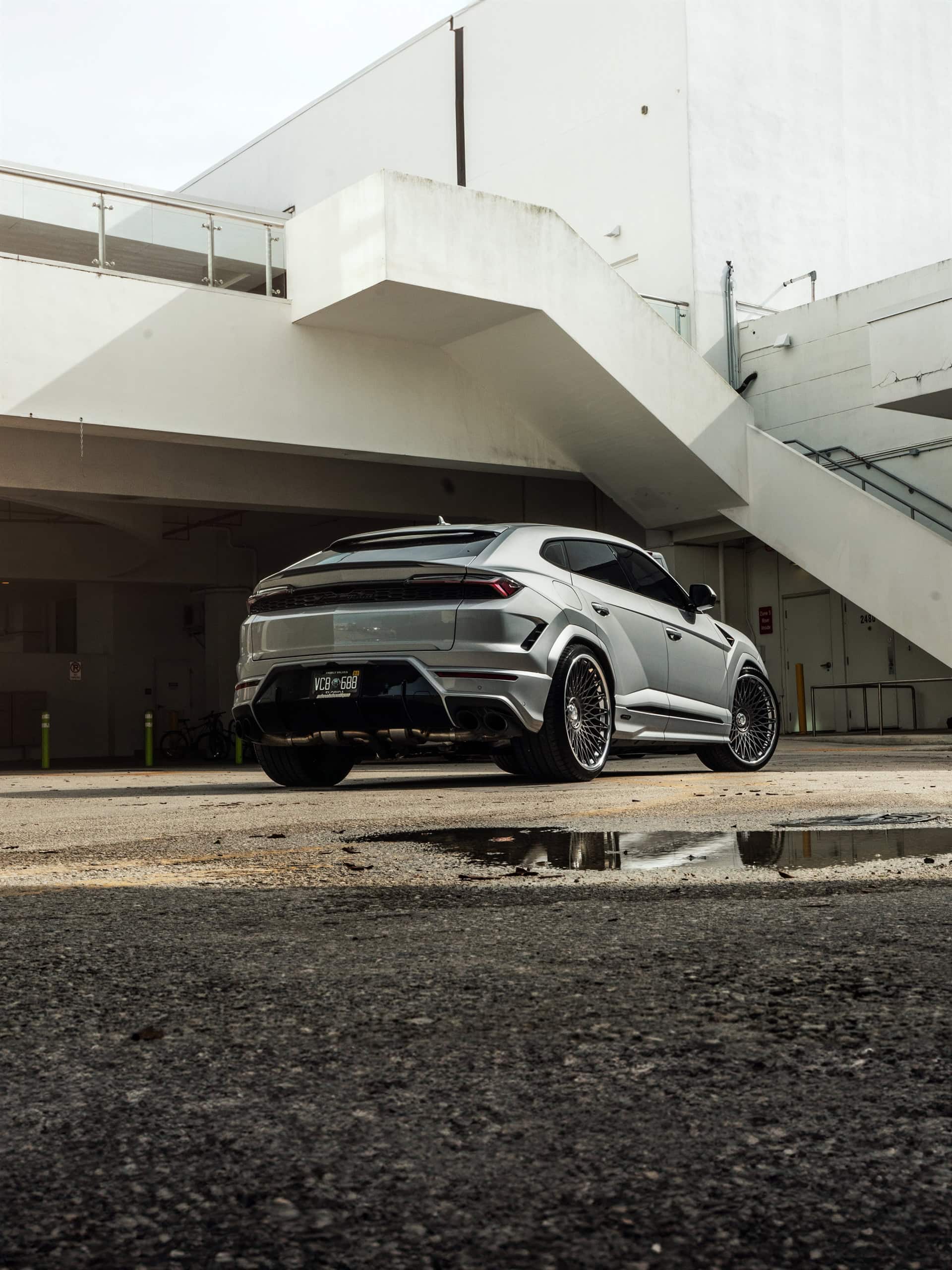 Photo 27 of Lamborghini Urus SE | Grigio Nimbus | on ANRKY RS7.3 | Frozen Polished Gunmetal