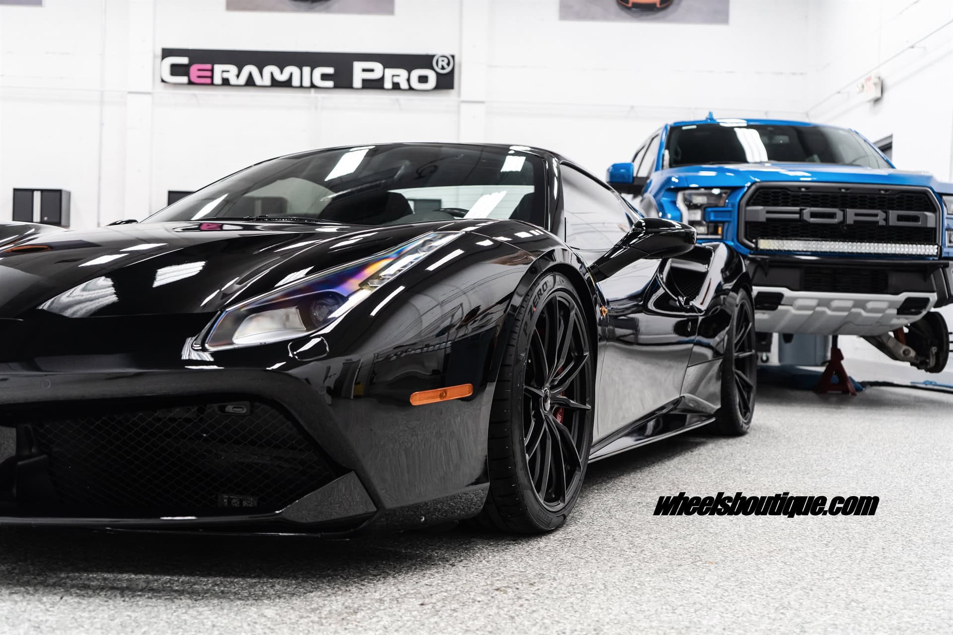 Ferrari 488 Spider | Nero | HRE P104SC | Satin Black
