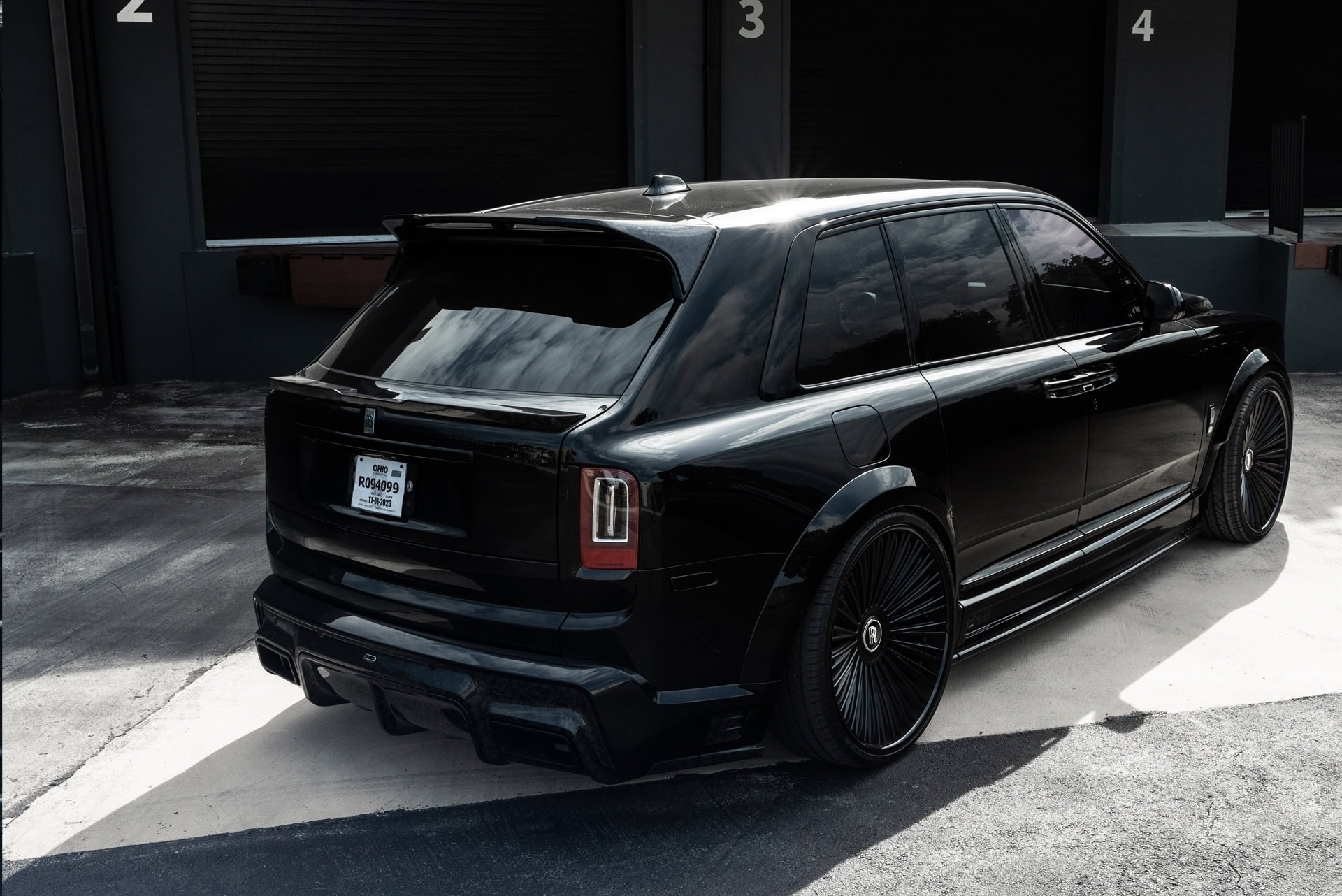 Urban Auto Kit /1886 wheels | Rolls Royce Cullinan