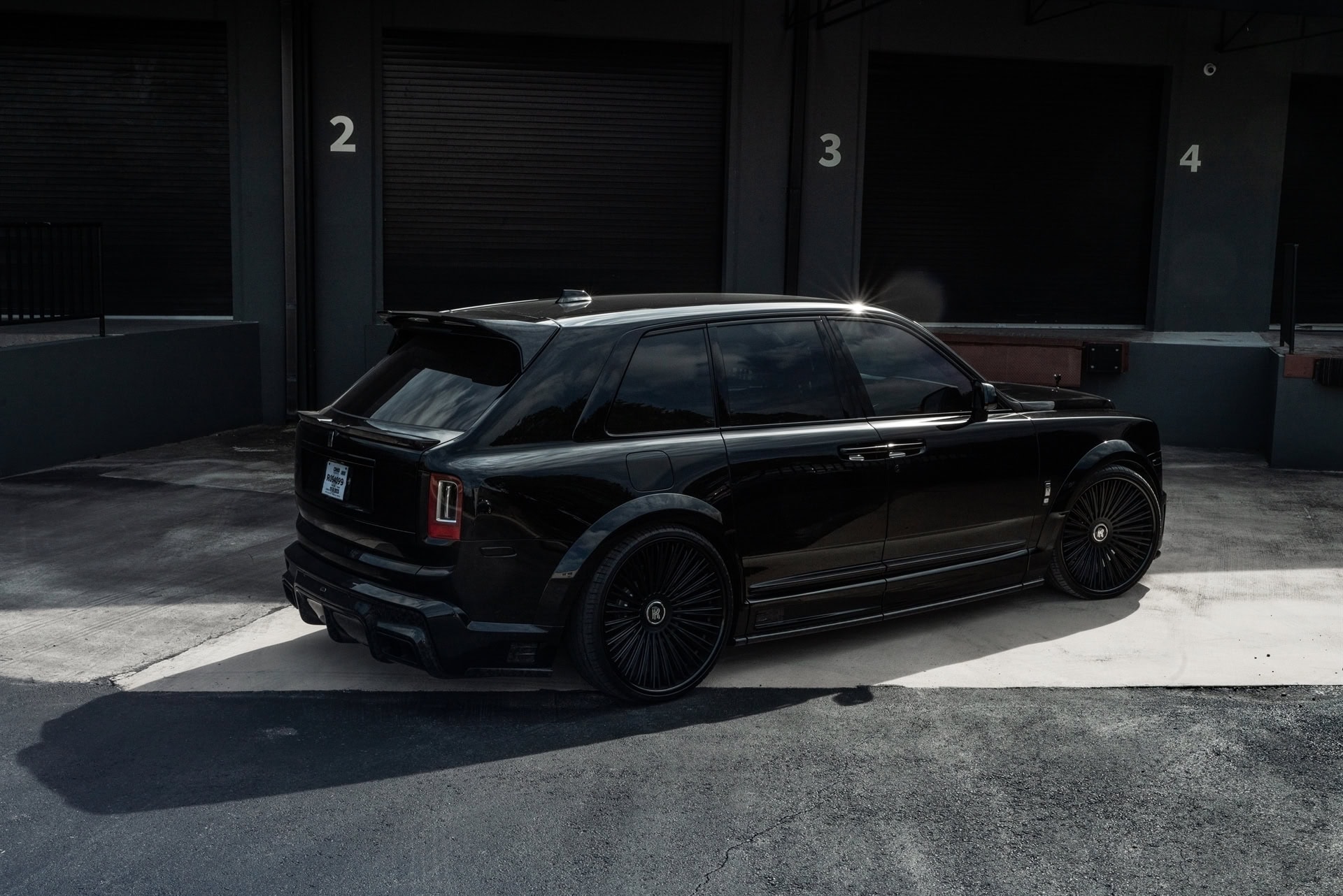 Urban Auto Kit /1886 wheels | Rolls Royce Cullinan