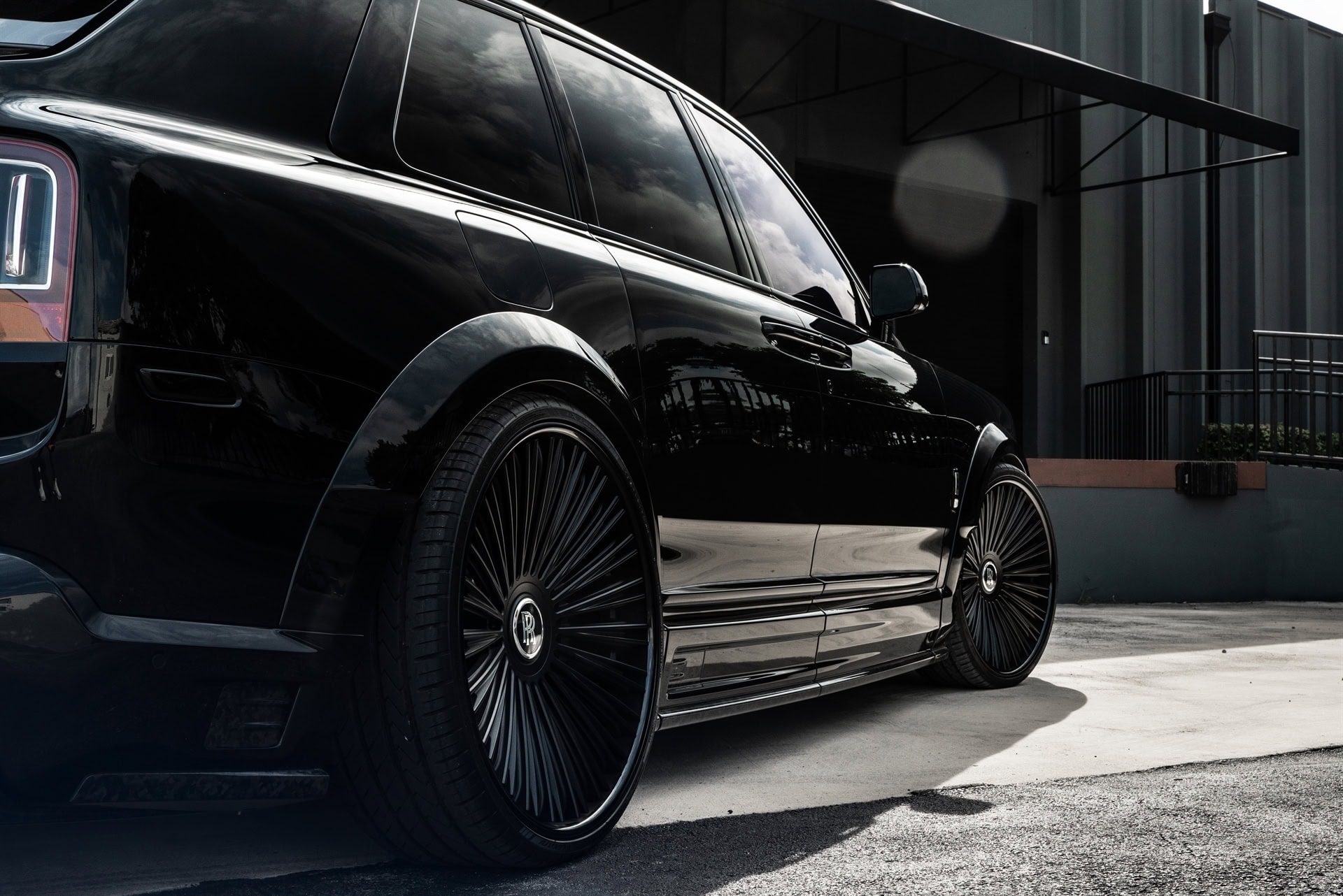 Urban Auto Kit /1886 wheels | Rolls Royce Cullinan