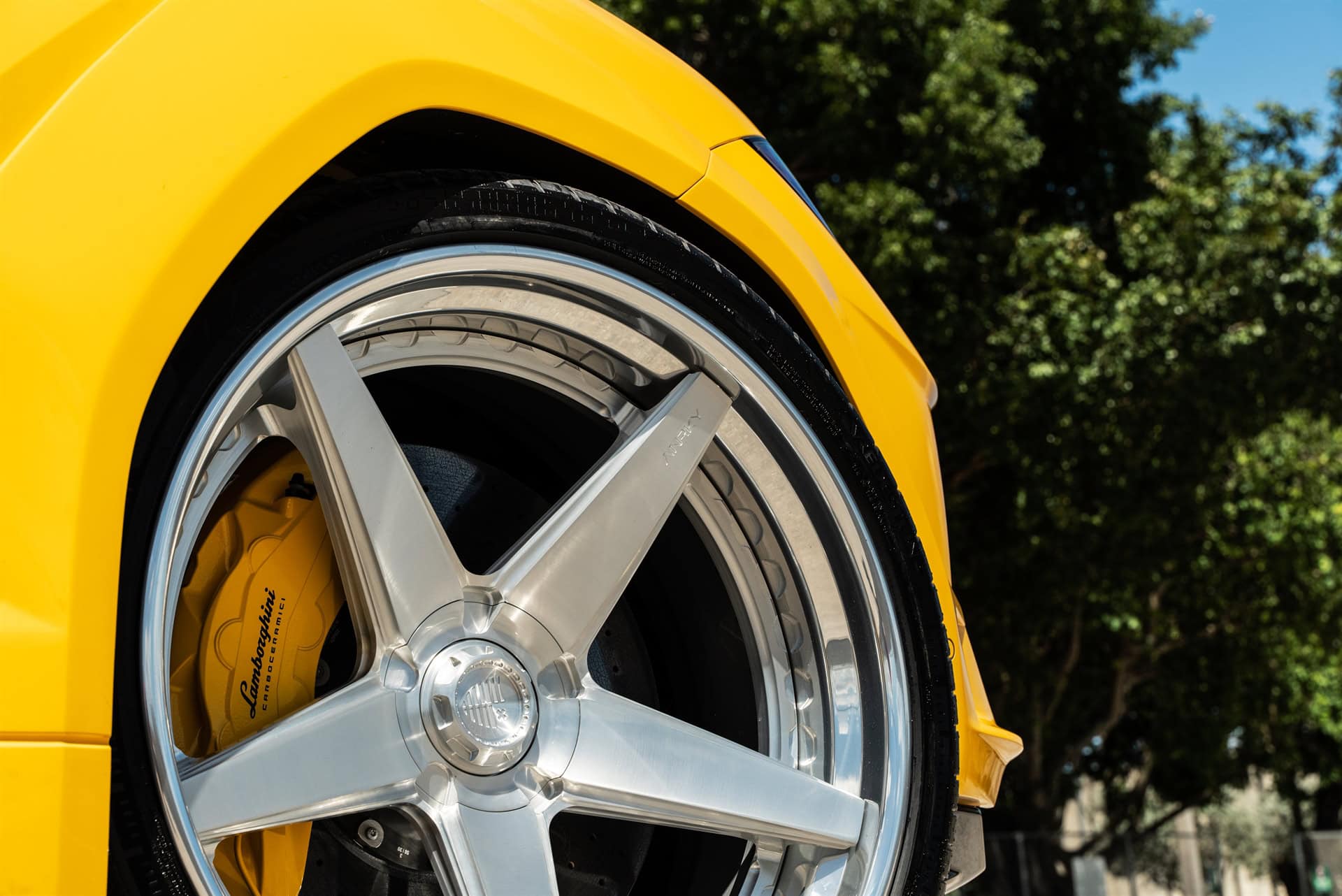 Photo 49 of Novitec Esteso Lamborghini Urus – RETROSeries RS5.3