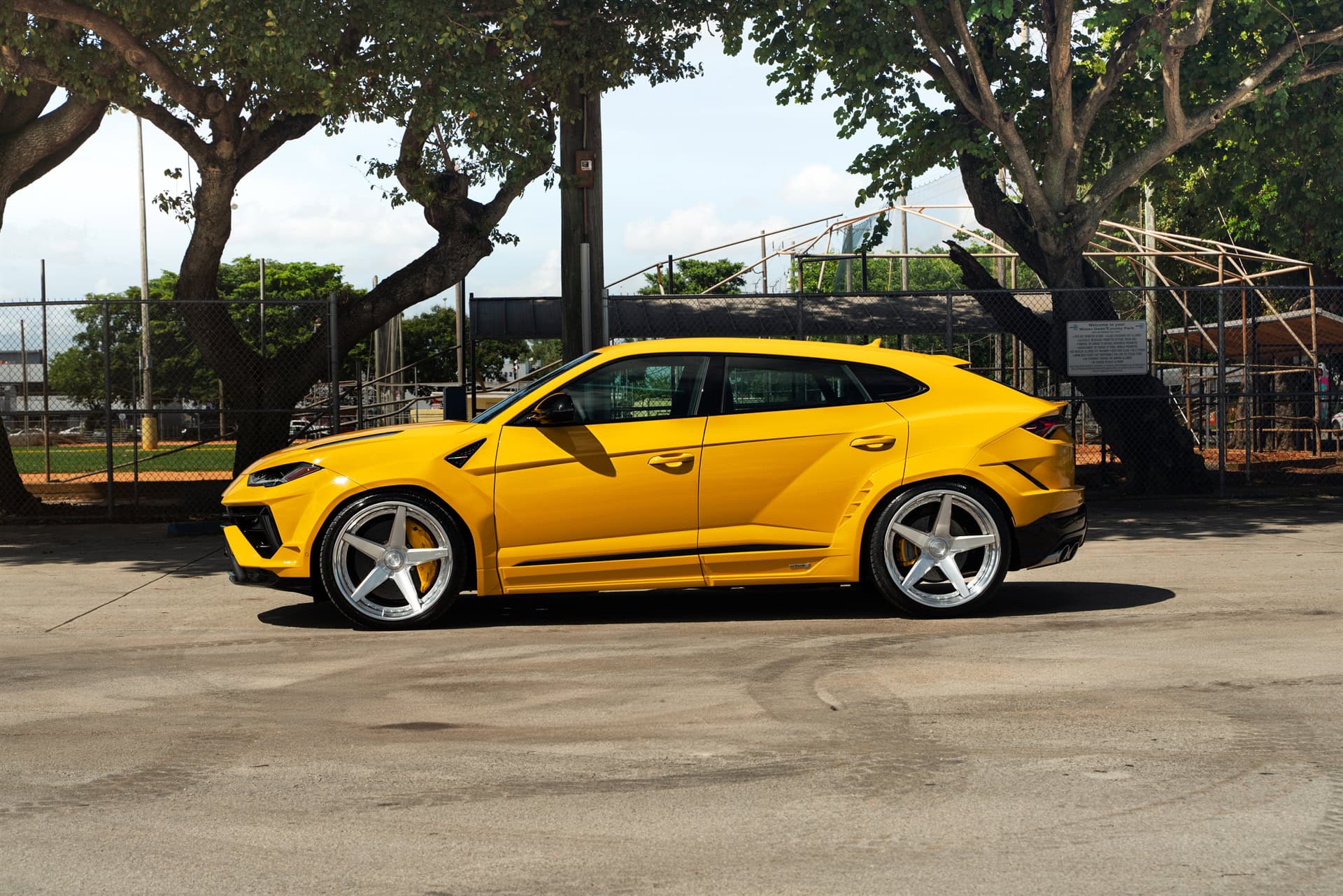 Photo 54 of Novitec Esteso Lamborghini Urus – RETROSeries RS5.3