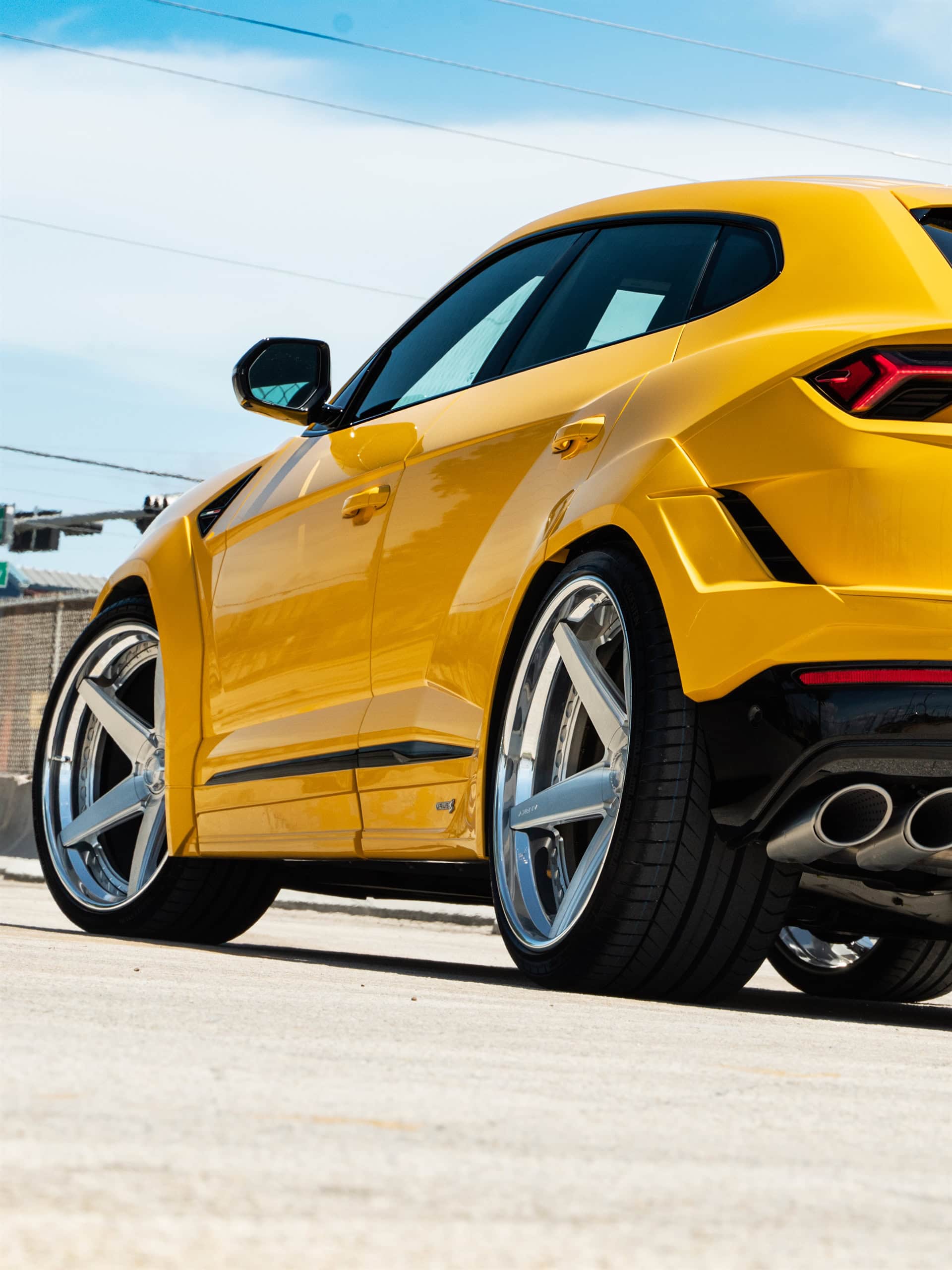 Photo 21 of Novitec Esteso Lamborghini Urus – RETROSeries RS5.3