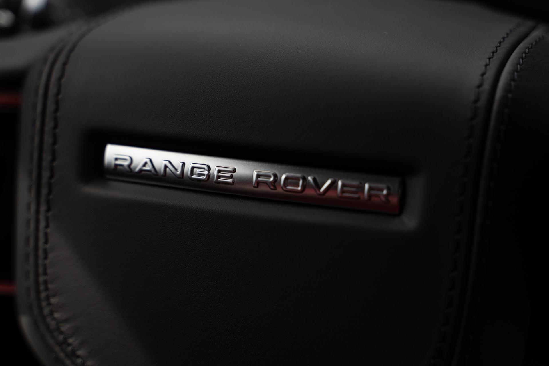Range Rover | Santorini Black | on Forgiato Trimestre-M | Gloss Black