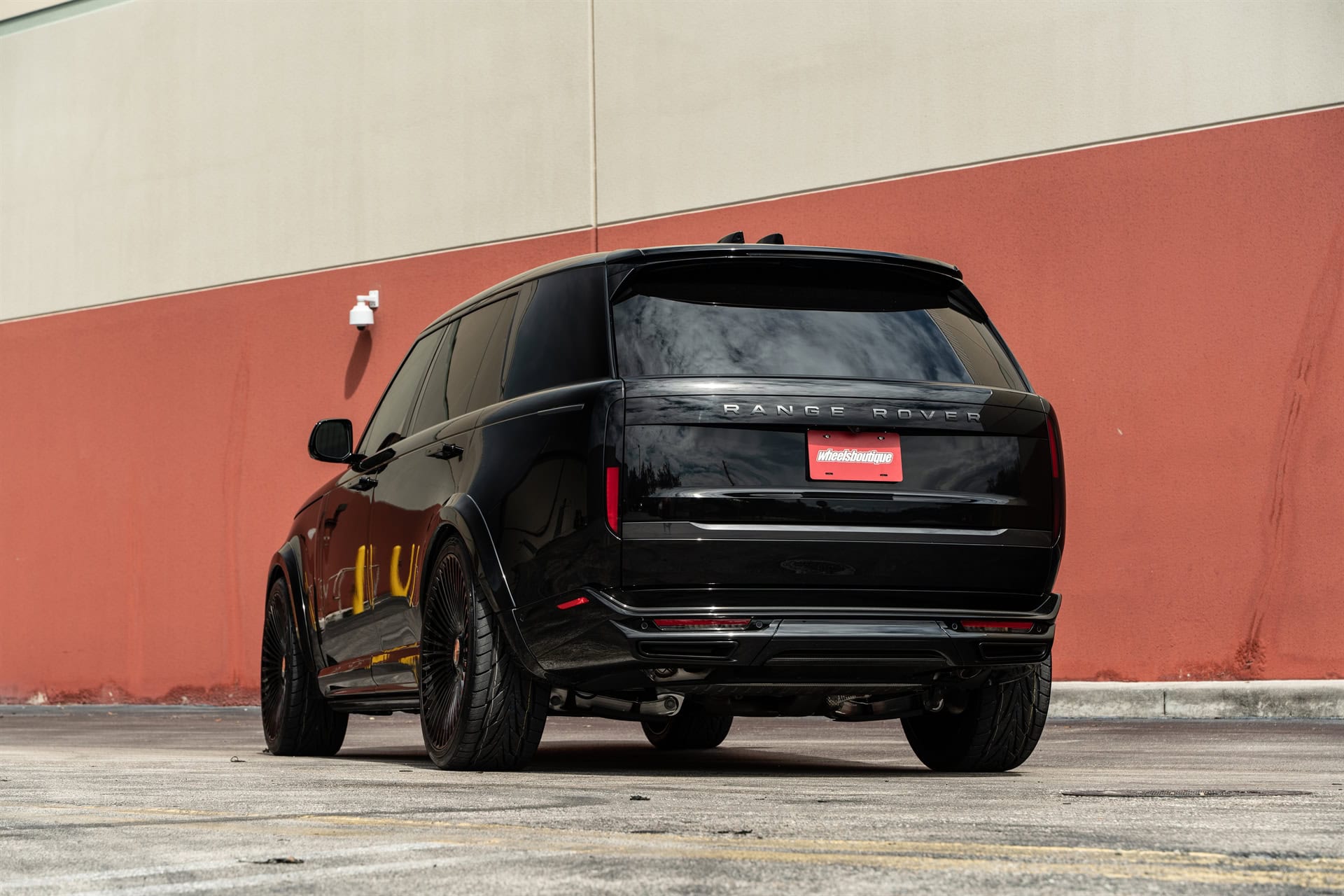 Photo 32 of Range Rover | Santorini Black | on Forgiato Trimestre-M | Gloss Black