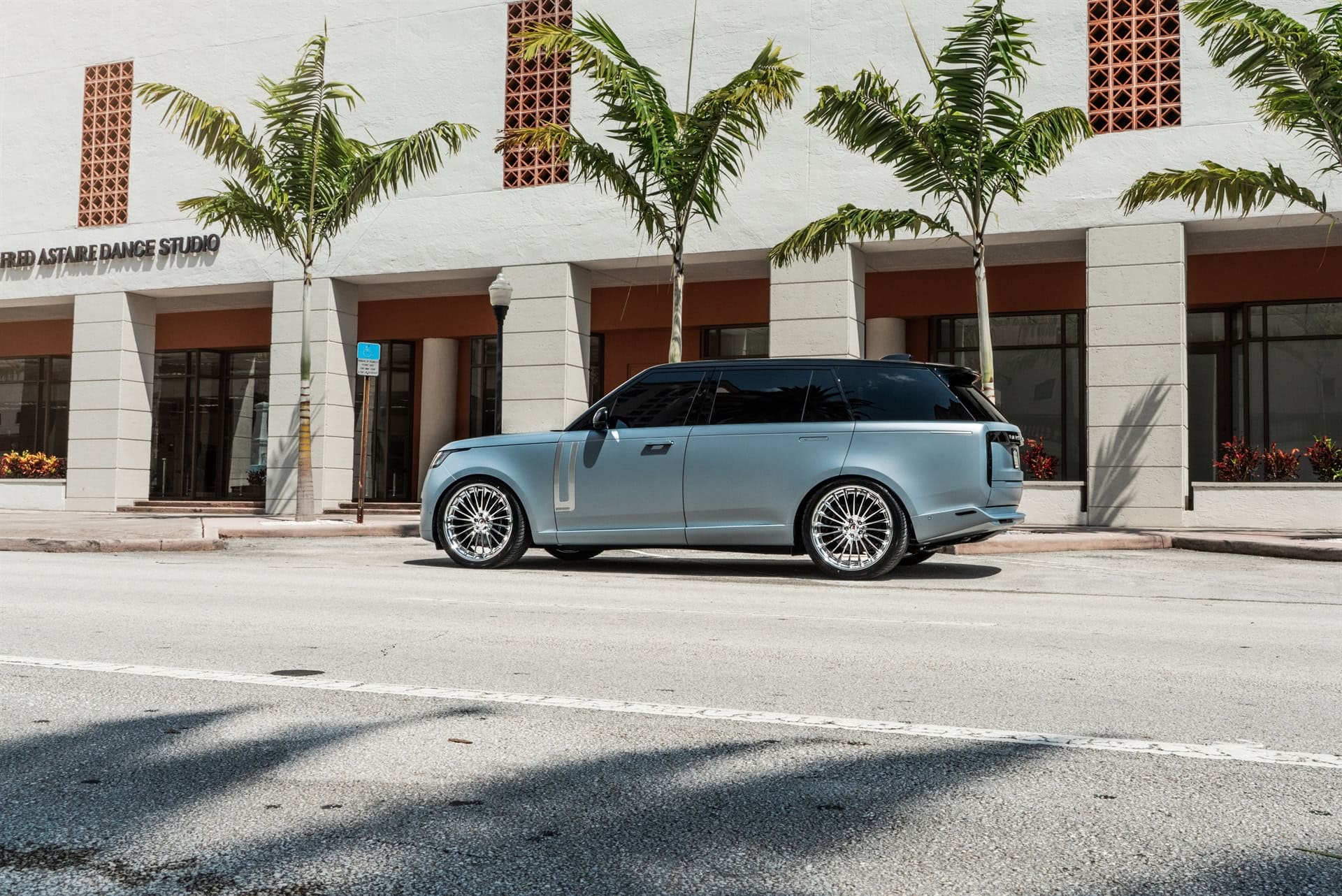 HRE S209H | Land Rover Range Rover (L460) 1