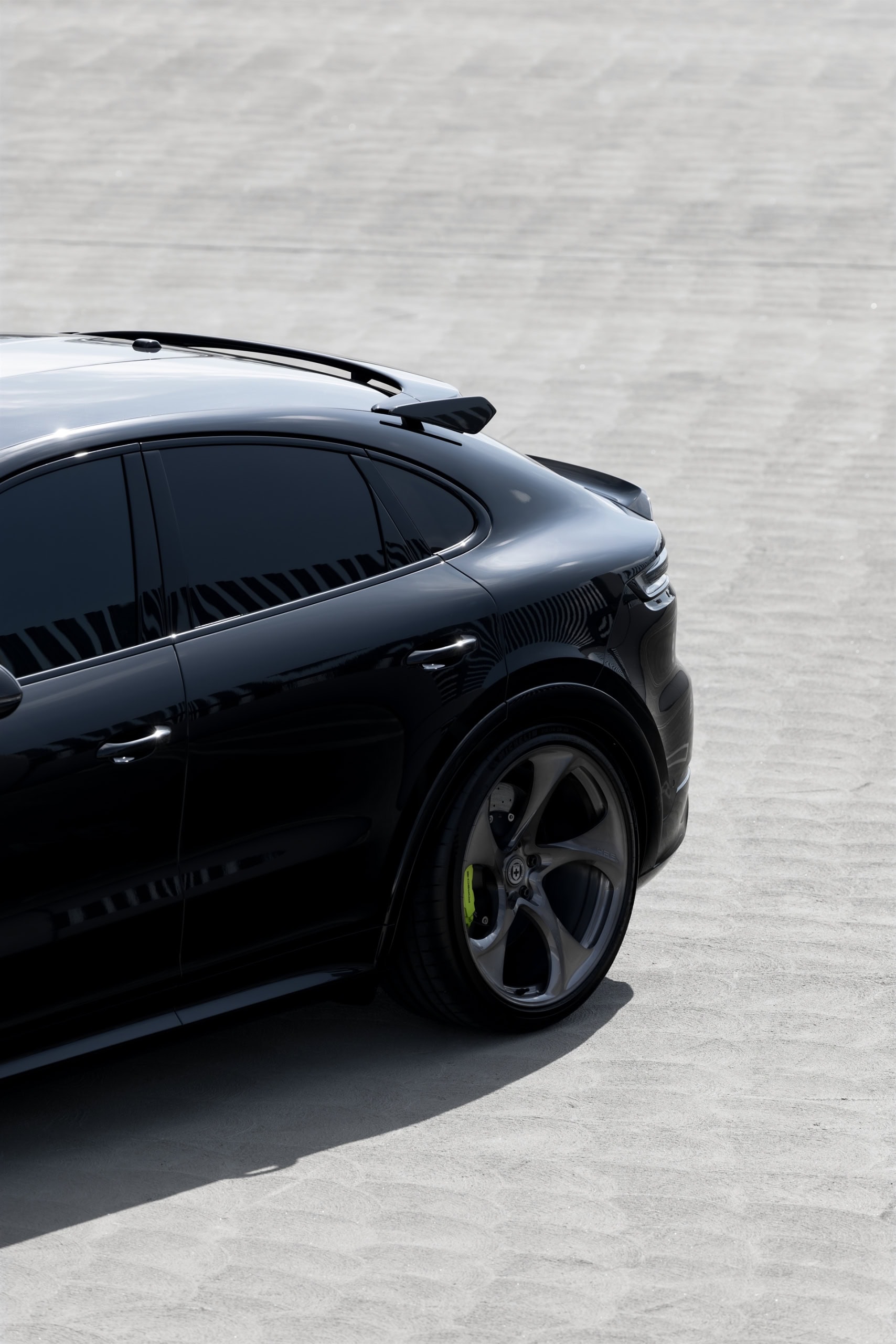 Photo 26 of Porsche Cayenne on HRE 522M