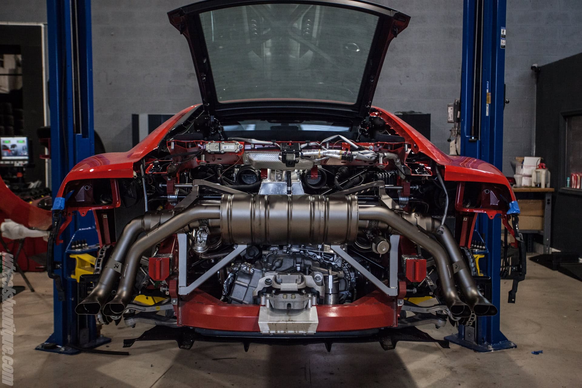 Akrapovic Exhaust Install – Audi R8 V10 (2017)