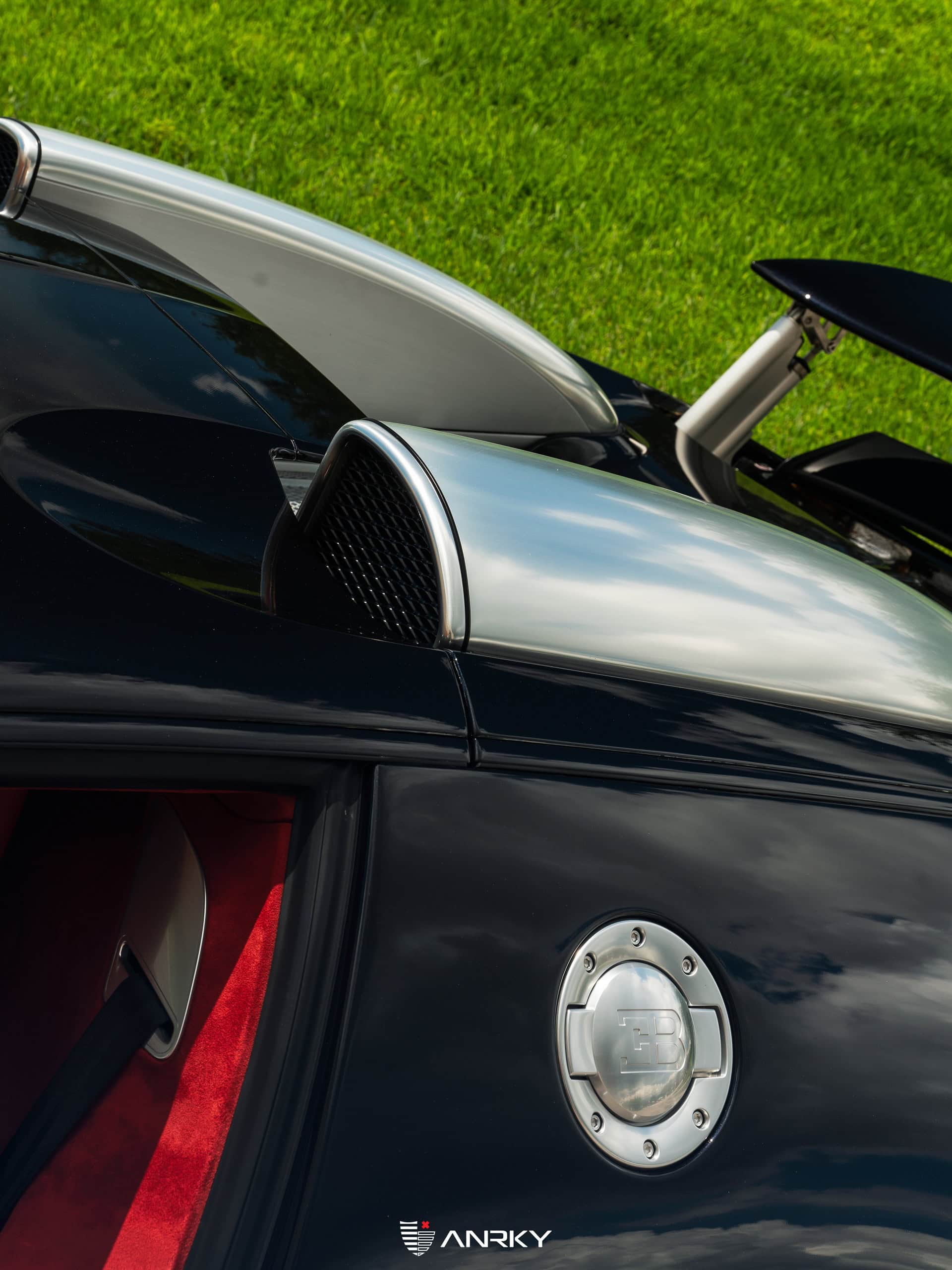 BUGATTI VEYRON | on ANRKY XR-105 | Mirror Polished Smoked