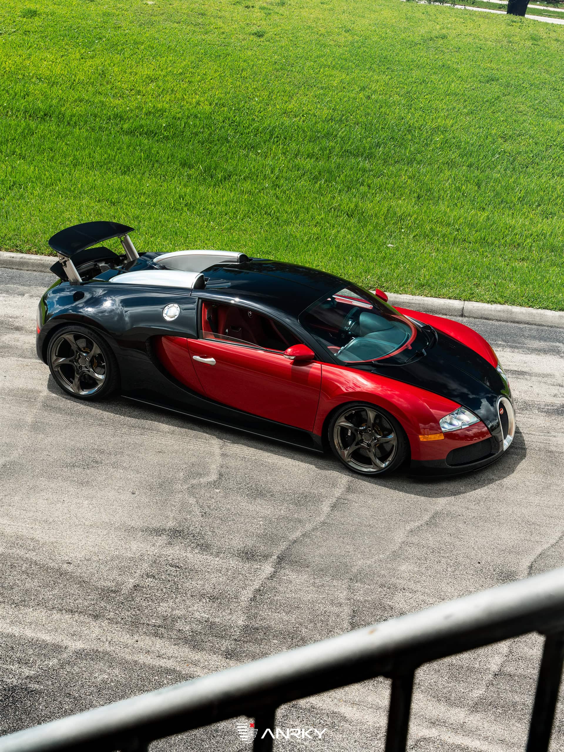 BUGATTI VEYRON | on ANRKY XR-105 | Mirror Polished Smoked