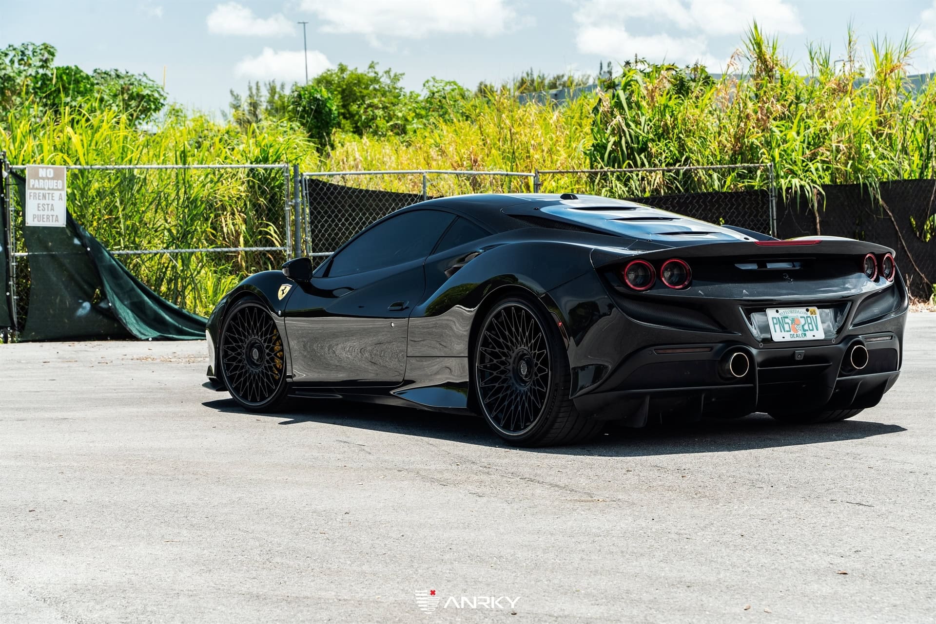 Ferrari F8 Tributo – RETROSeries RS7.3
