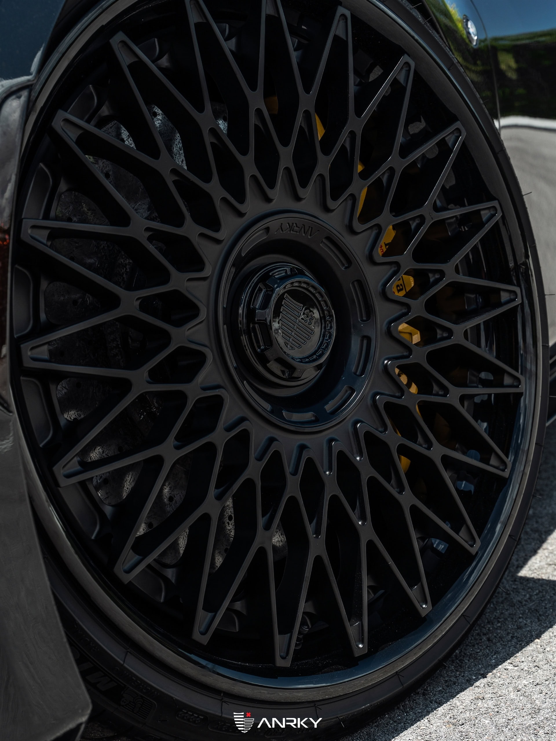 Photo 23 of Ferrari F8 Tributo – RETROSeries RS7.3