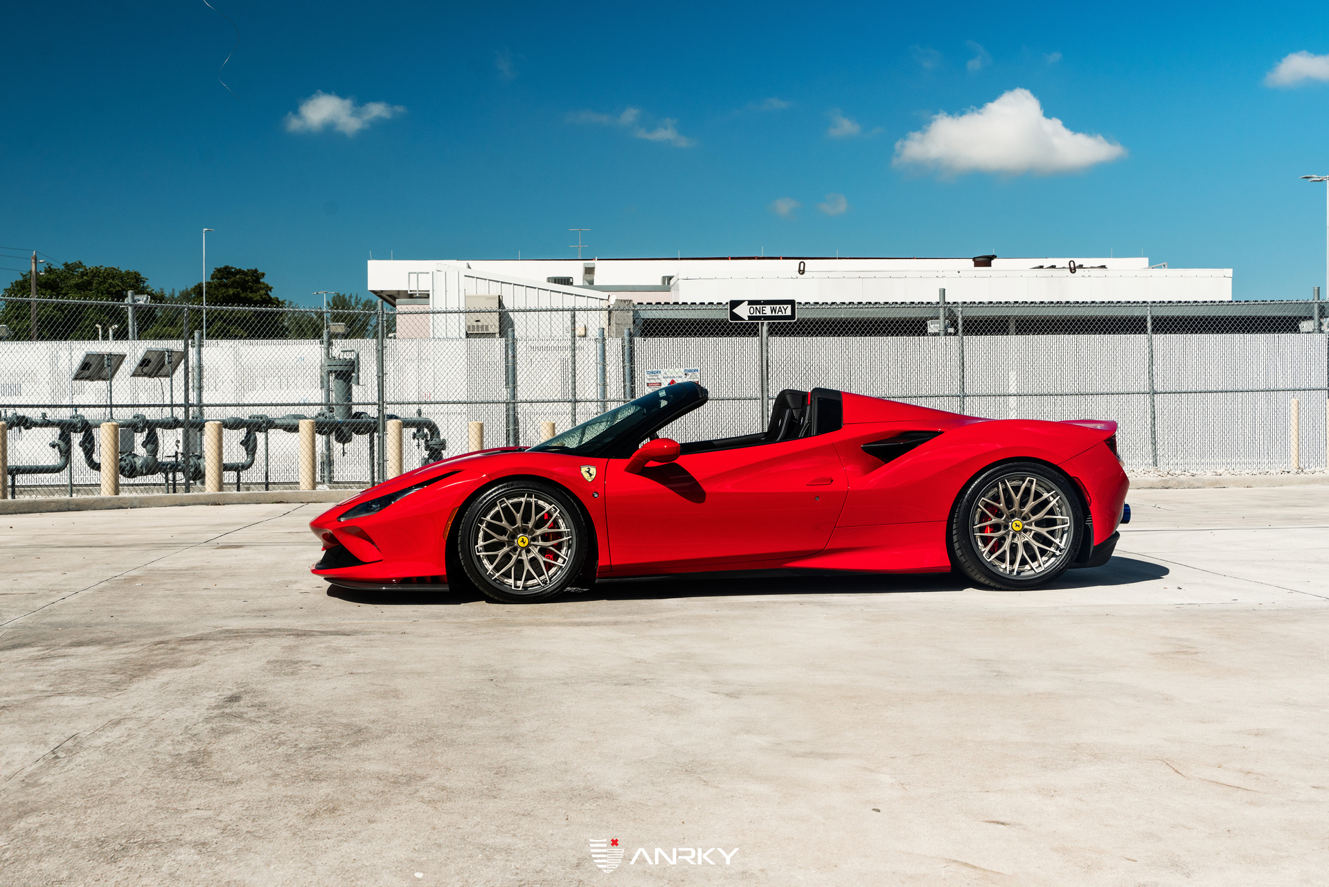 Ferrari F8 Spider | Rosso Corza | on ANRKY RS1.3 | Satin White Gold