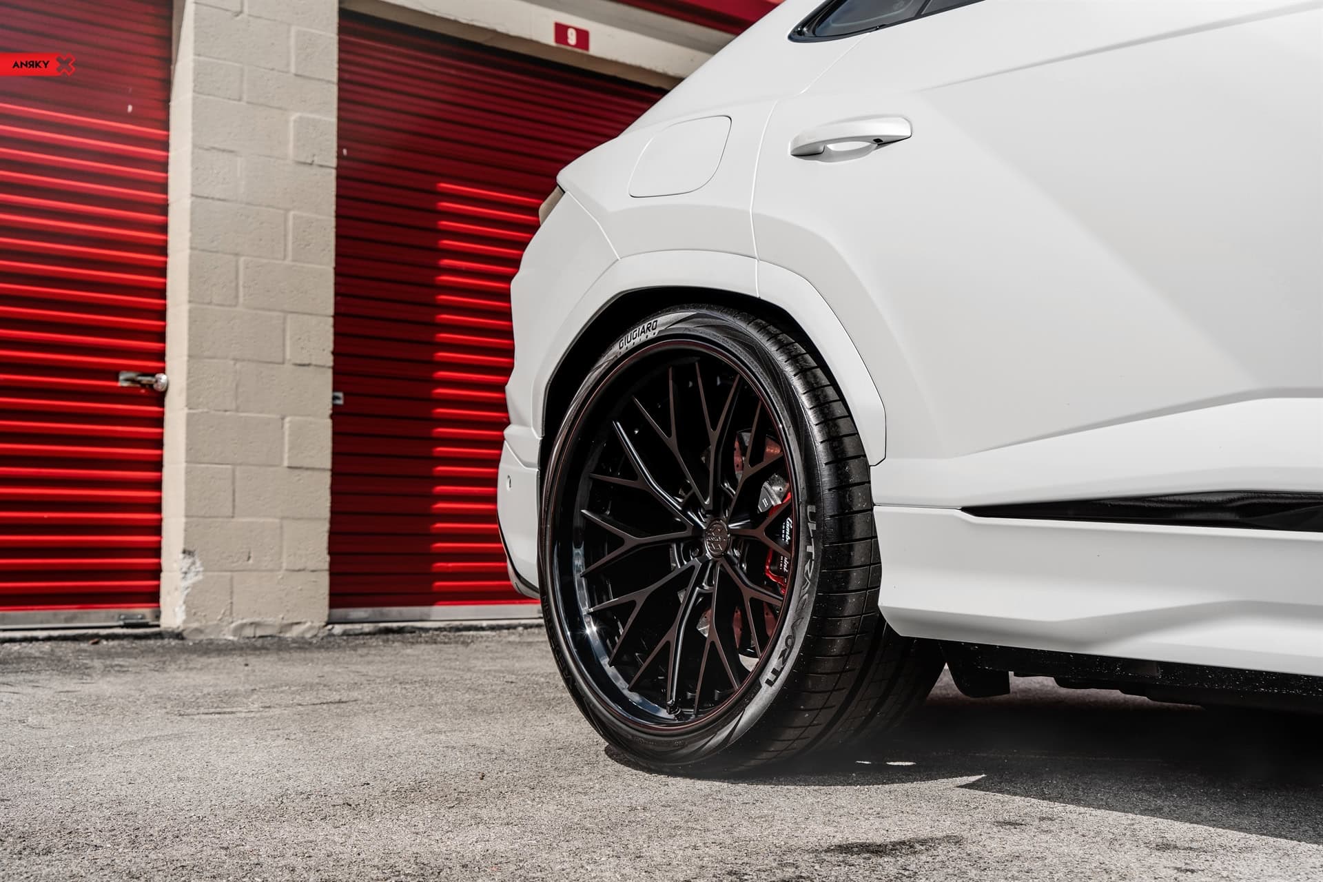 Lamborghini Urus – AN30 SeriesTHREE