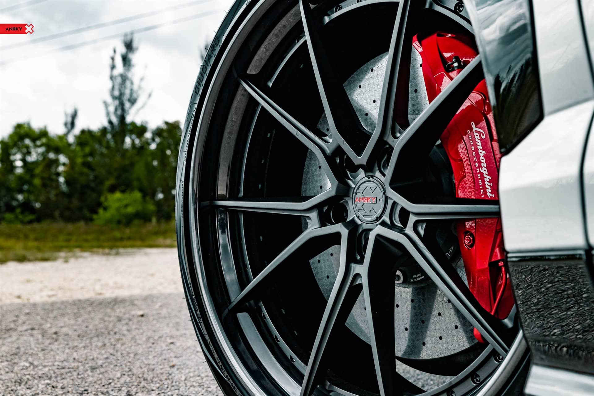 Lamborghini Urus – AN32 SeriesTHREE