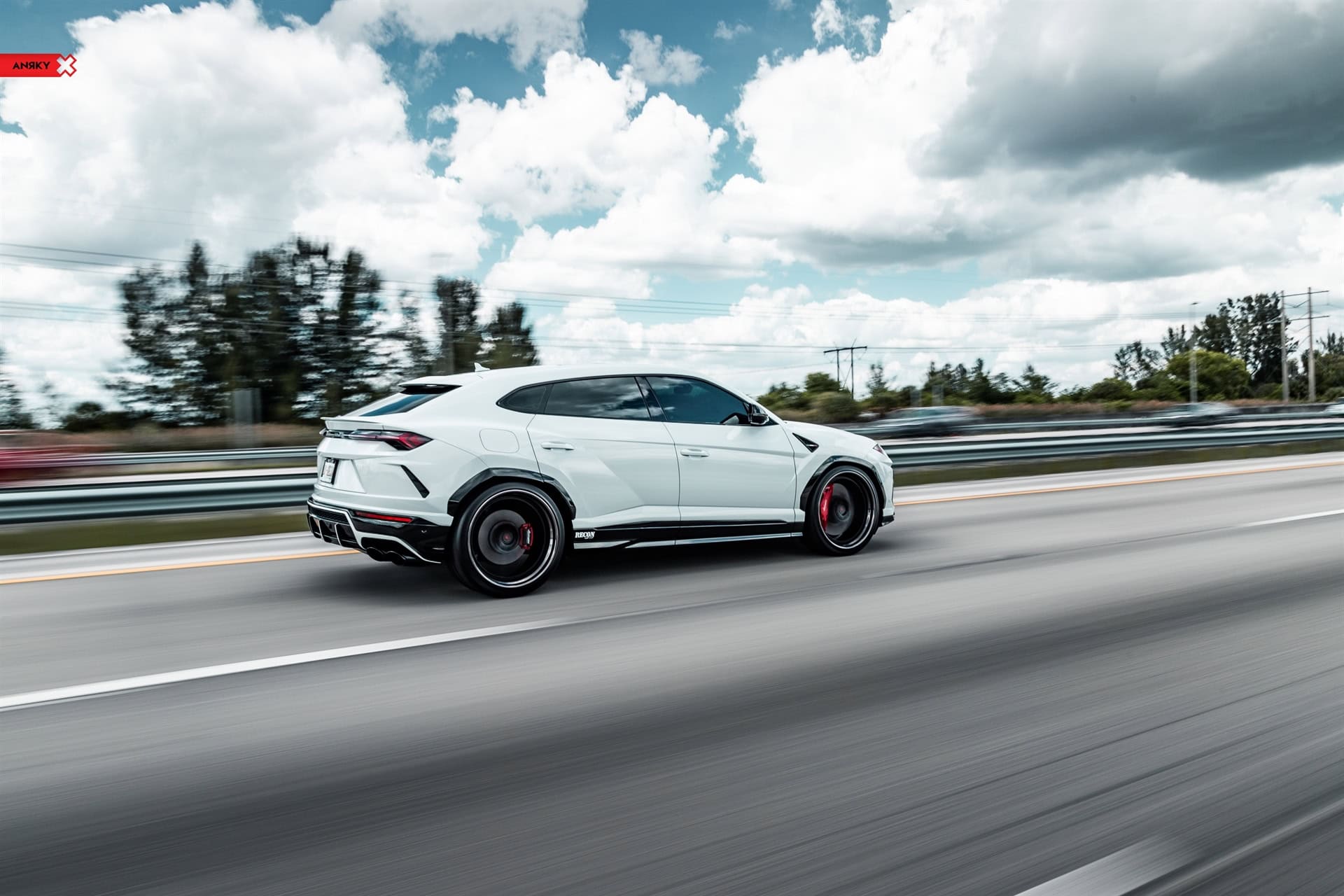 Photo 21 of Lamborghini Urus – AN32 SeriesTHREE