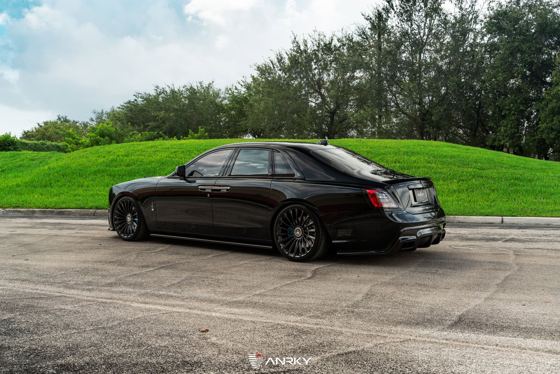 Photo 31 of Urban Automotive Rolls-Royce Ghost | on ANRKY RF-182  | Gloss Black