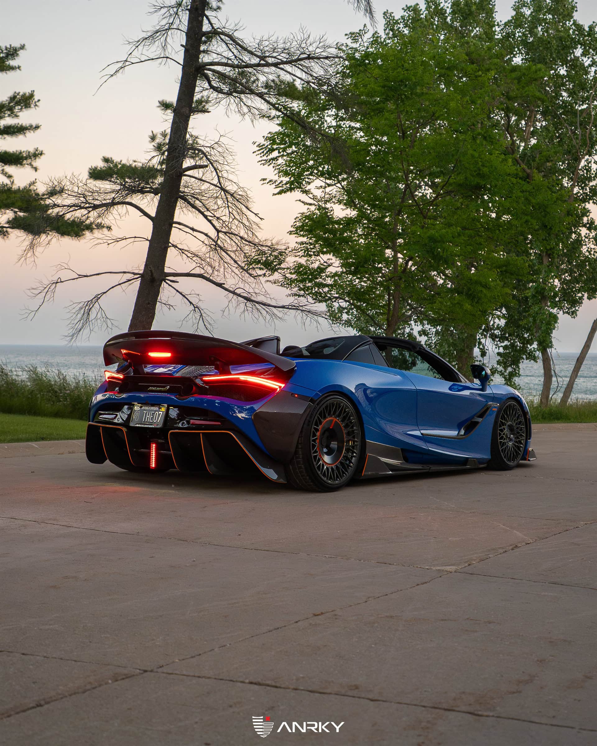 McLaren 720S Spider – RETROSeries RS7.2+AEROSport