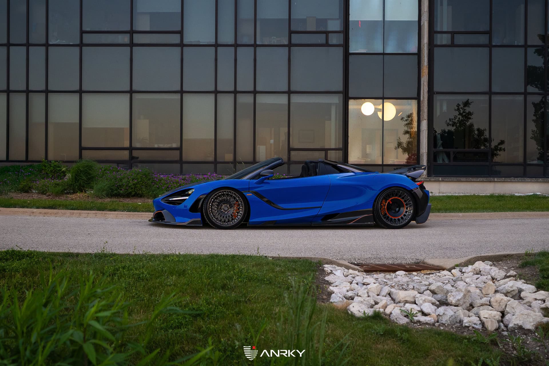 Photo 21 of McLaren 720S Spider – RETROSeries RS7.2+AEROSport