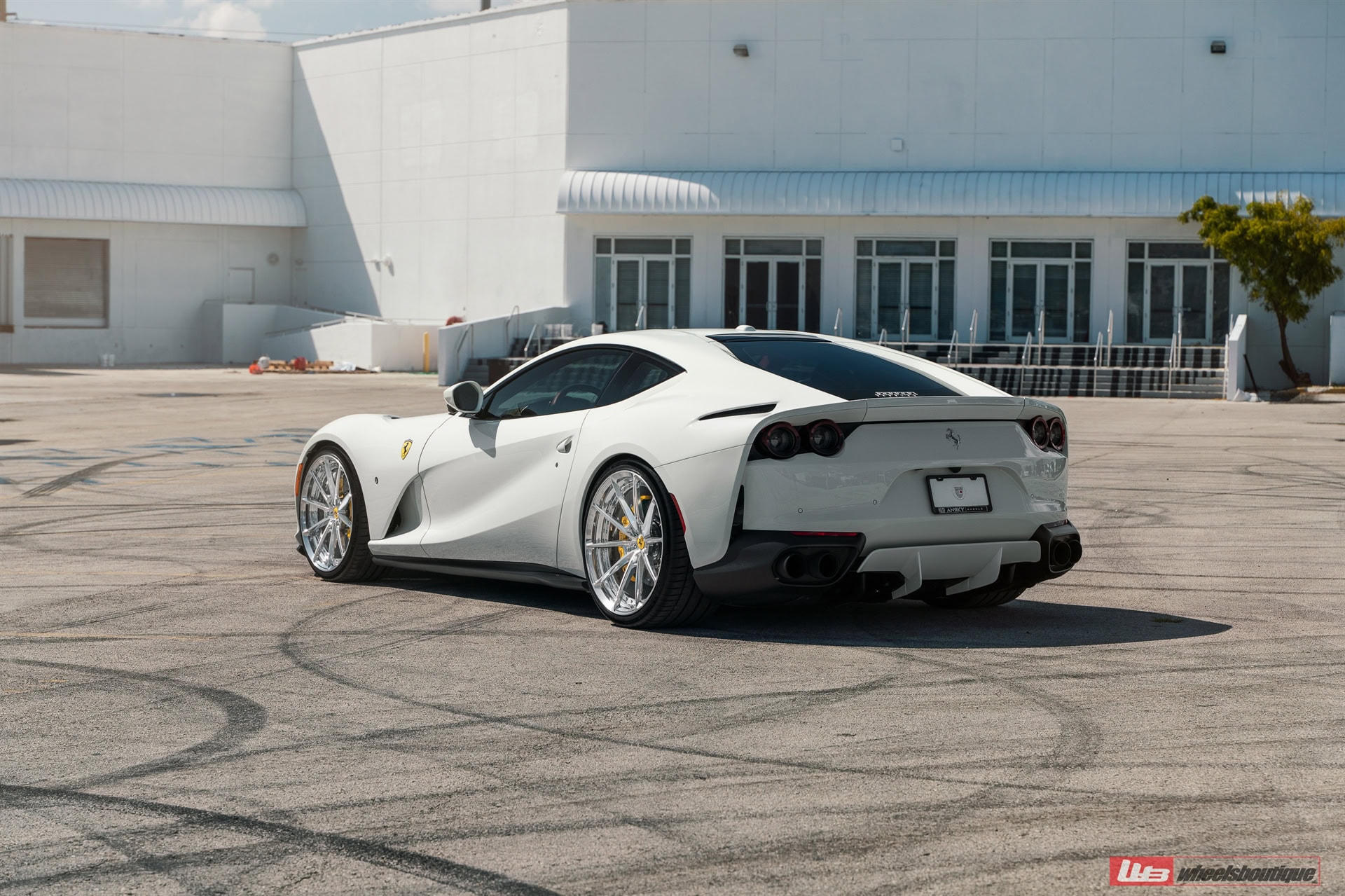 ANRKY AN28 | Ferrari 812 Superfast 1