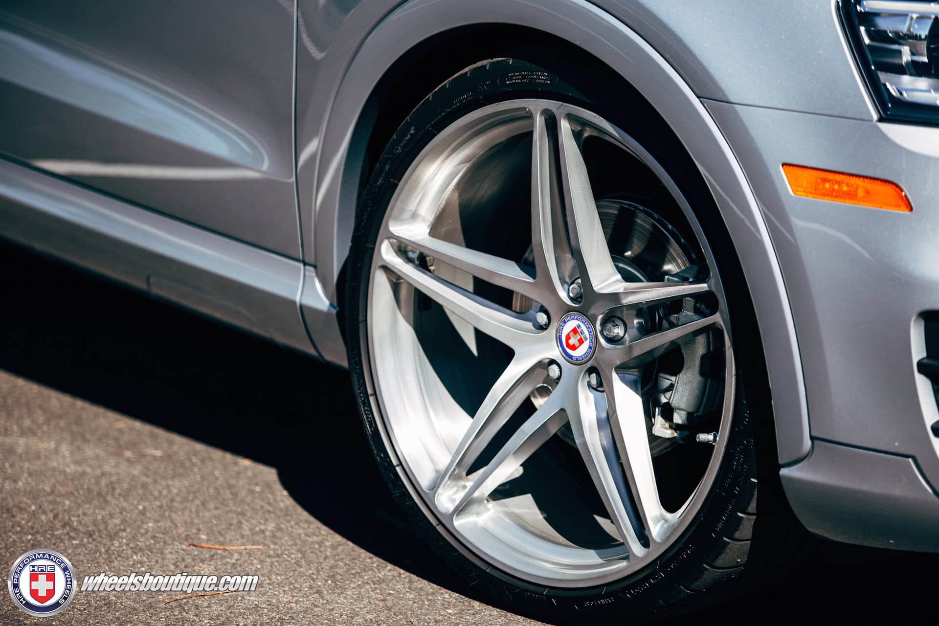 HRE P107 | Audi Q3