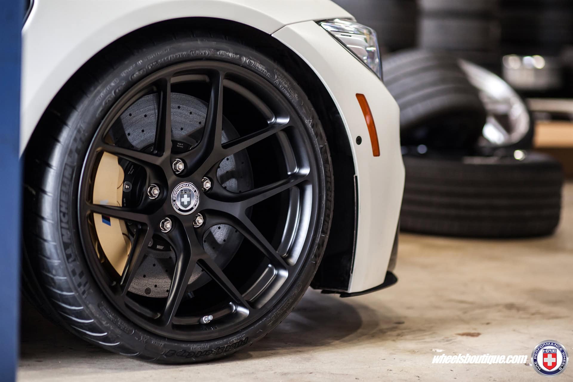 HRE R101+Akrapovic | BMW M4