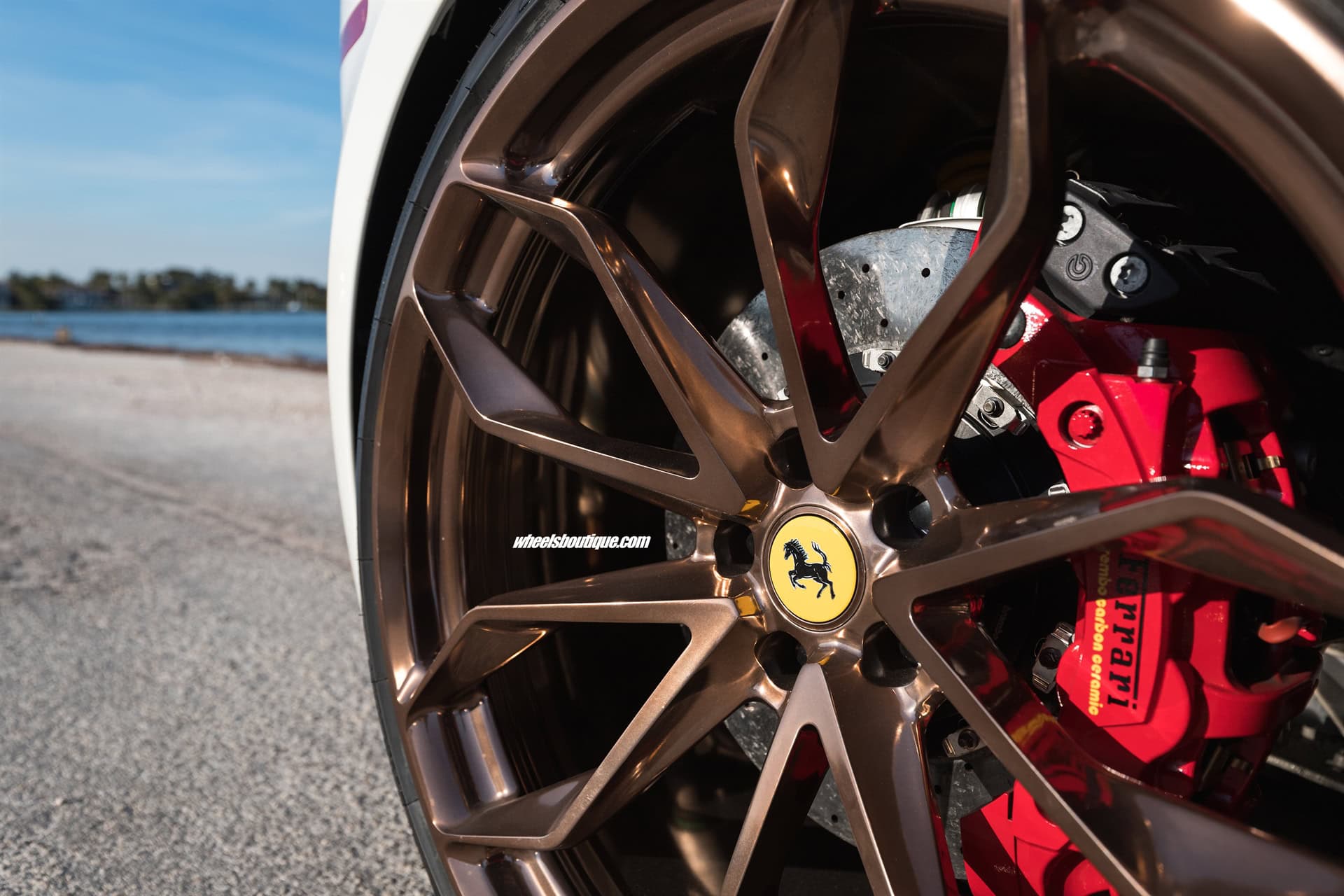 Ferrari 488 Spyder | Bianco Avus | on HRE P201 | Polished Bronze