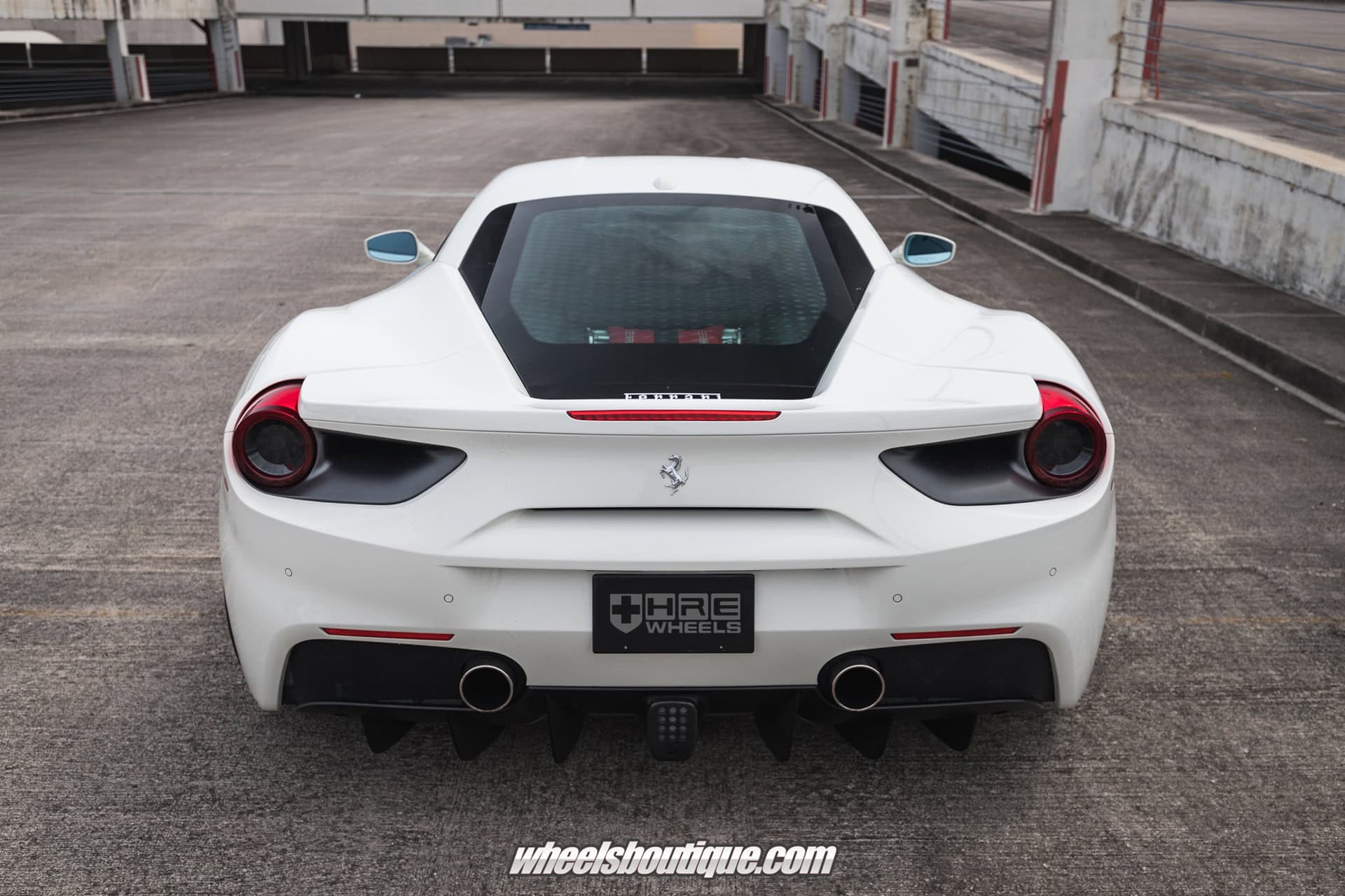 Ferrari 488 | Bianco Avus | on HRE S207 | Satin Black