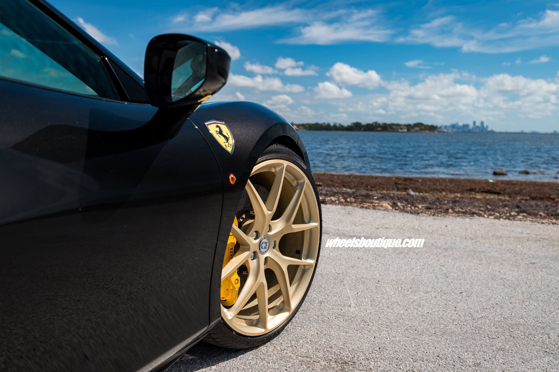 Ferrari 488 Spider | Nero | on HRE P101 | Frozen Brushed Gold