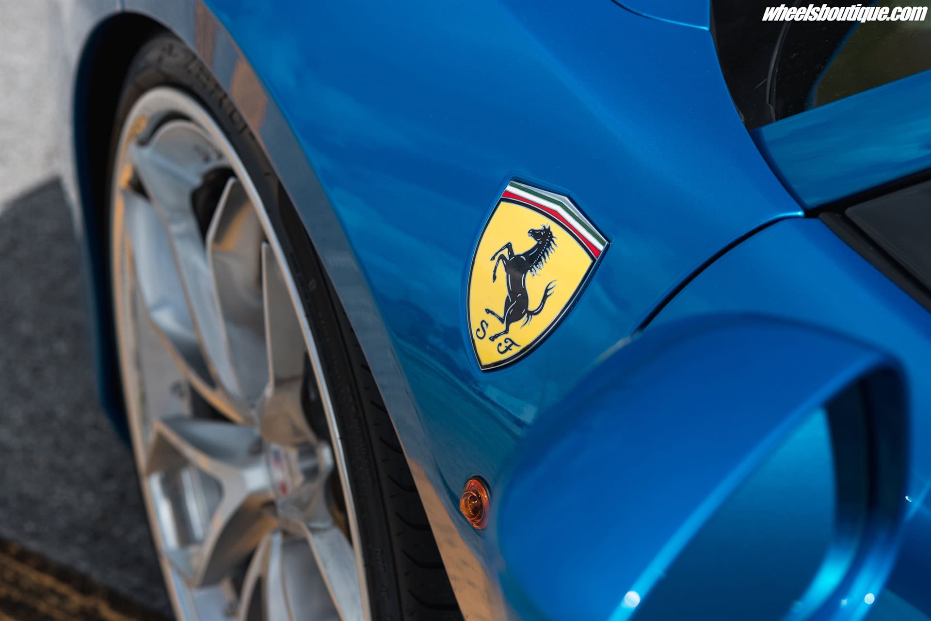 Photo 22 of Ferrari 488 Spider | Blu Corza | on HRE S201 | Brushed Clear