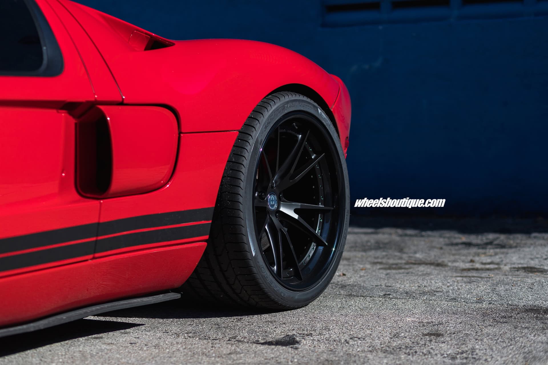 HRE S104 | Red Ford GT