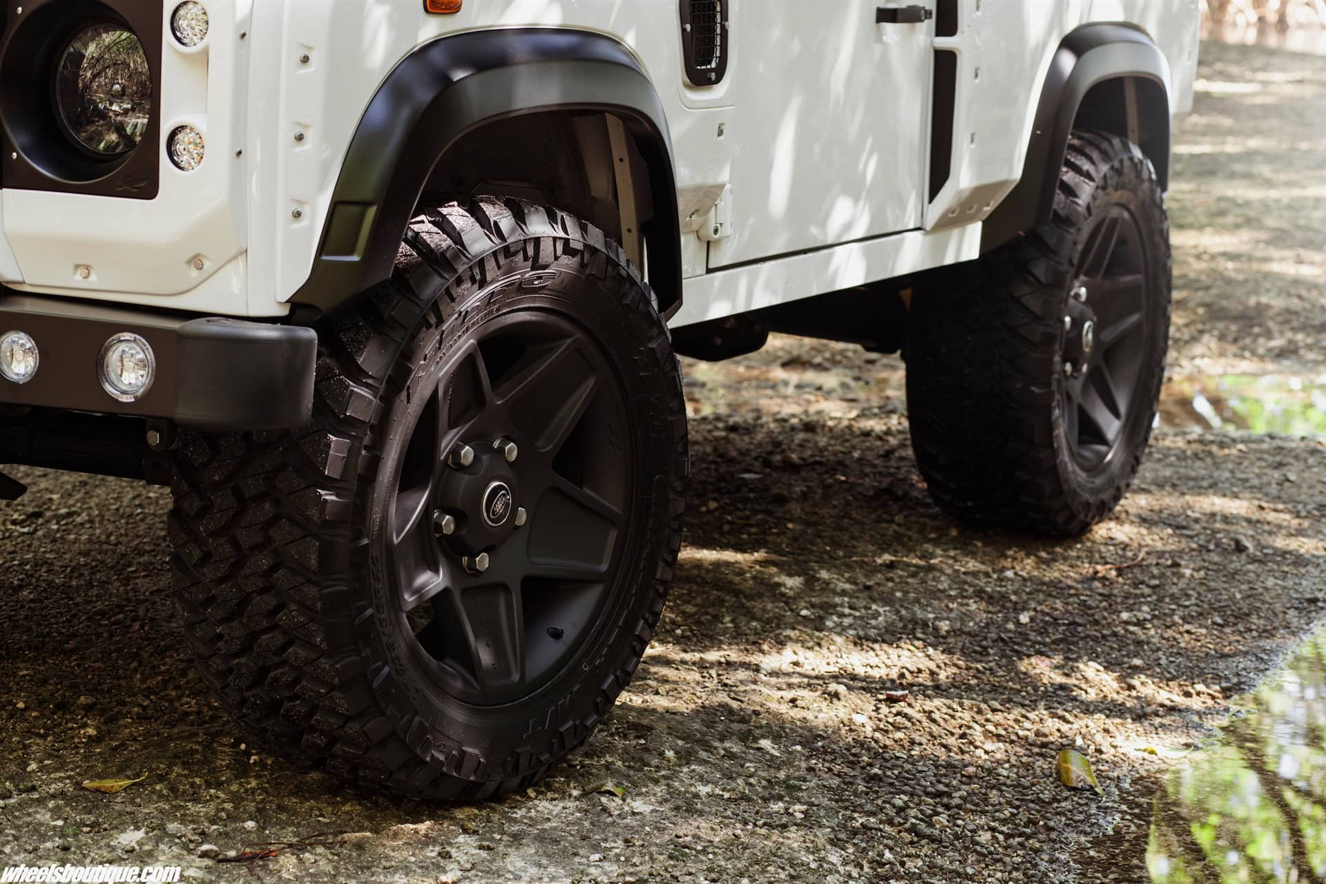 Land Rover Defender – Kahn Design WideBody