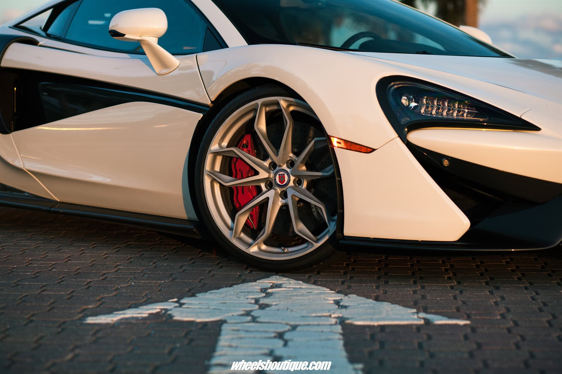 Photo 21 of HRE P201 w/ Novitec Full Carbon Aero Kit | Mclaren 570S