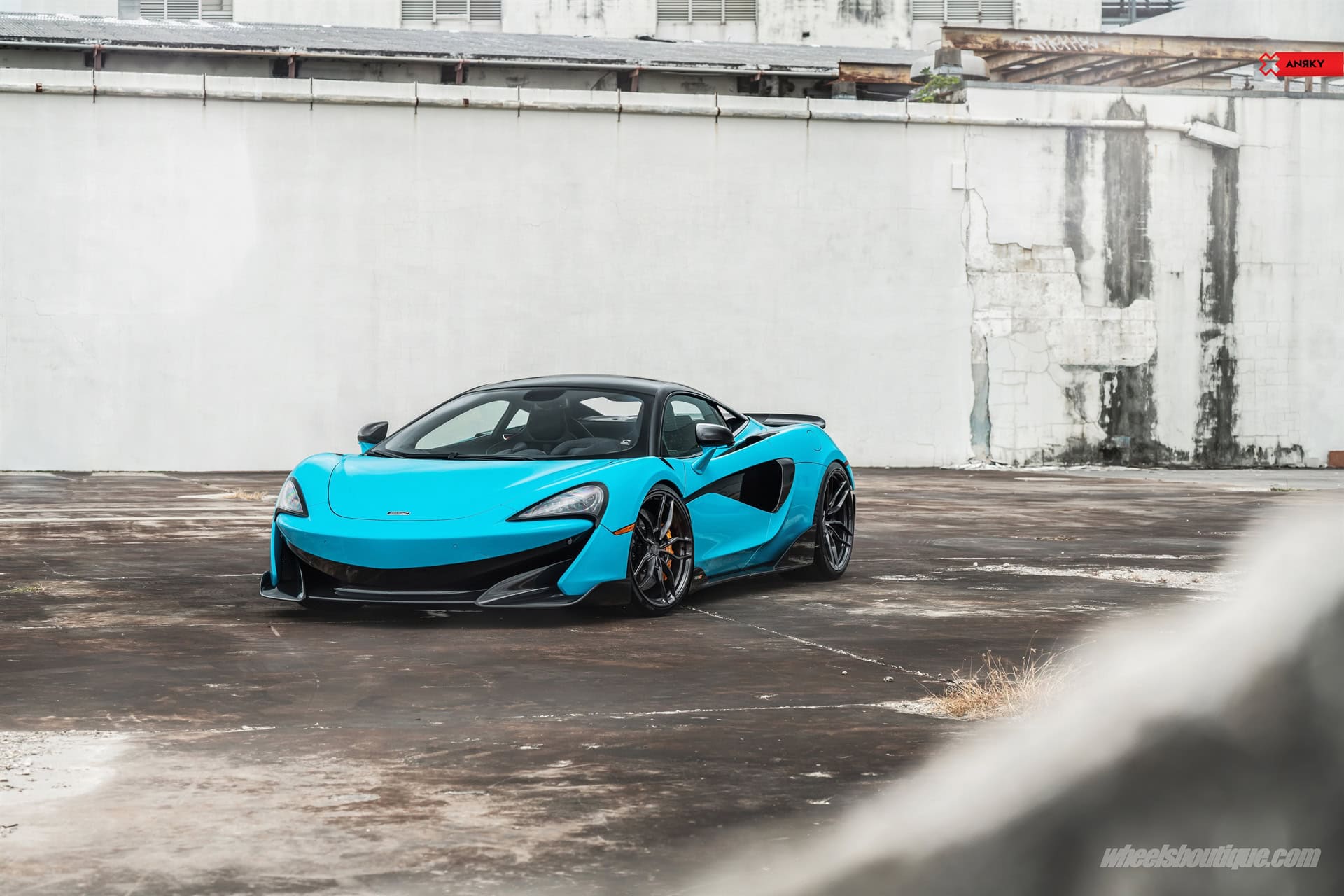 ANRKY AN11 | McLaren 600LT Miami Blue