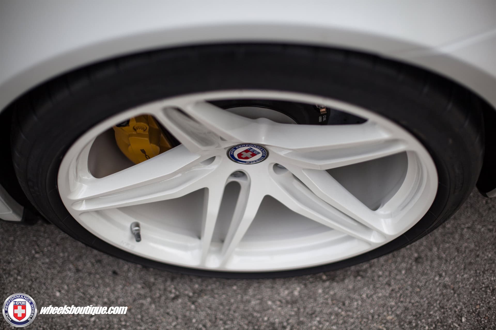 HRE P107 | White Porsche 991 Turbo S