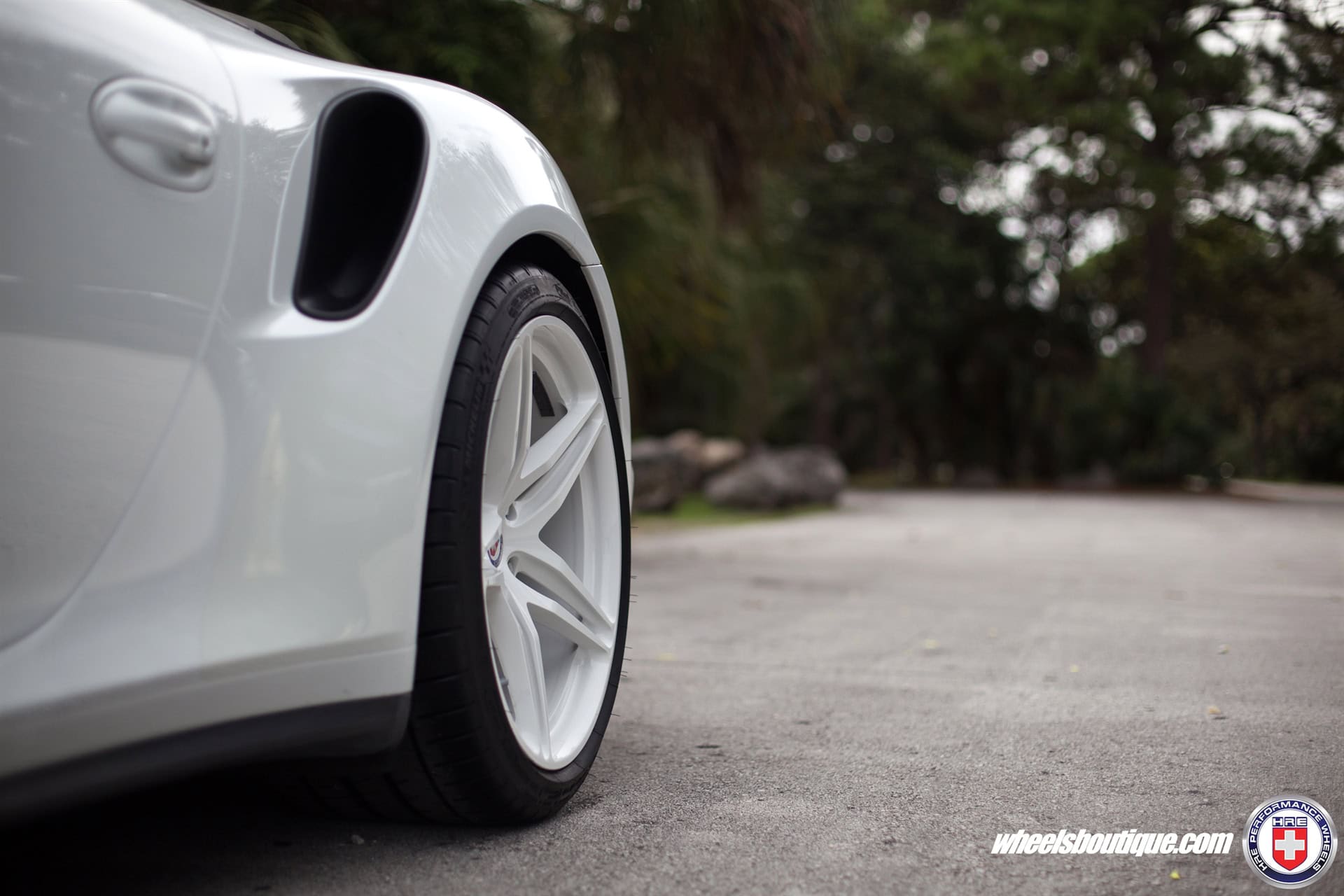 HRE P107 | White Porsche 991 Turbo S