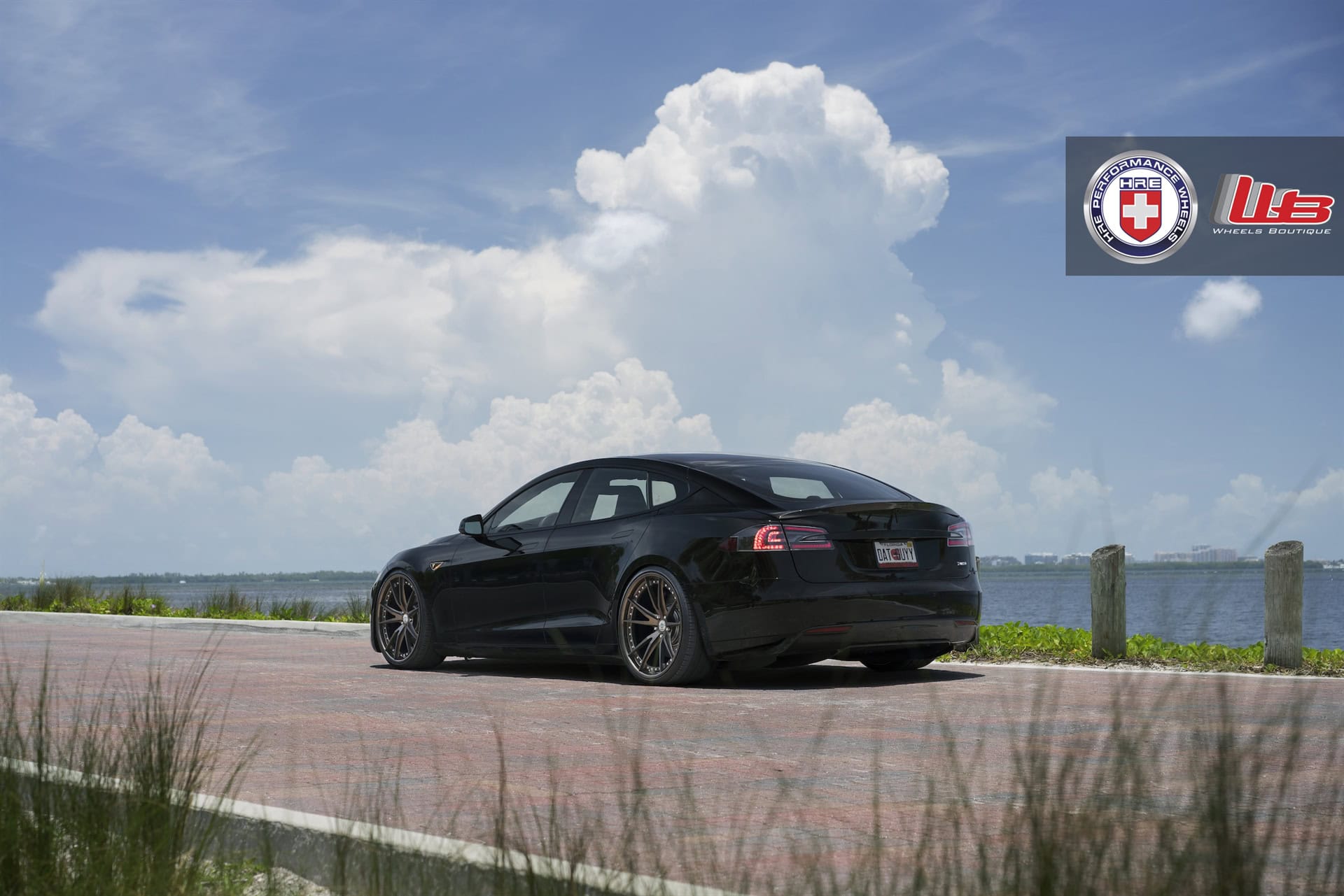 HRE S104 | Tesla Model S P85+