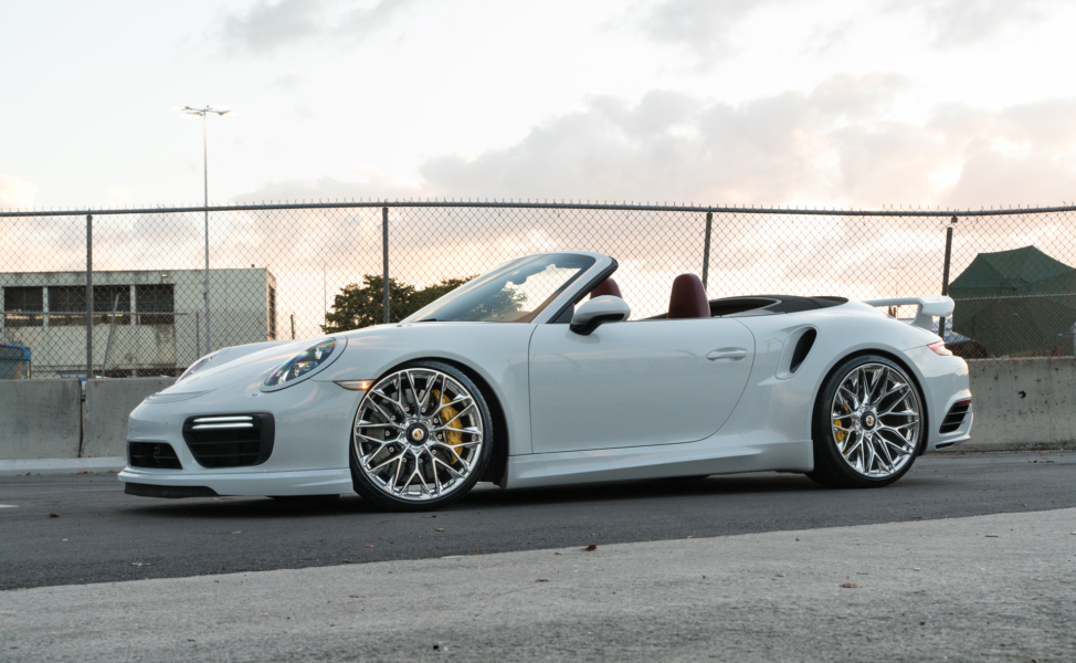 Porsche 997 on HRE P200