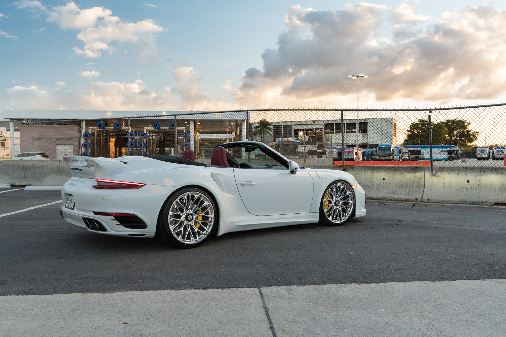 Porsche 997 on HRE P200