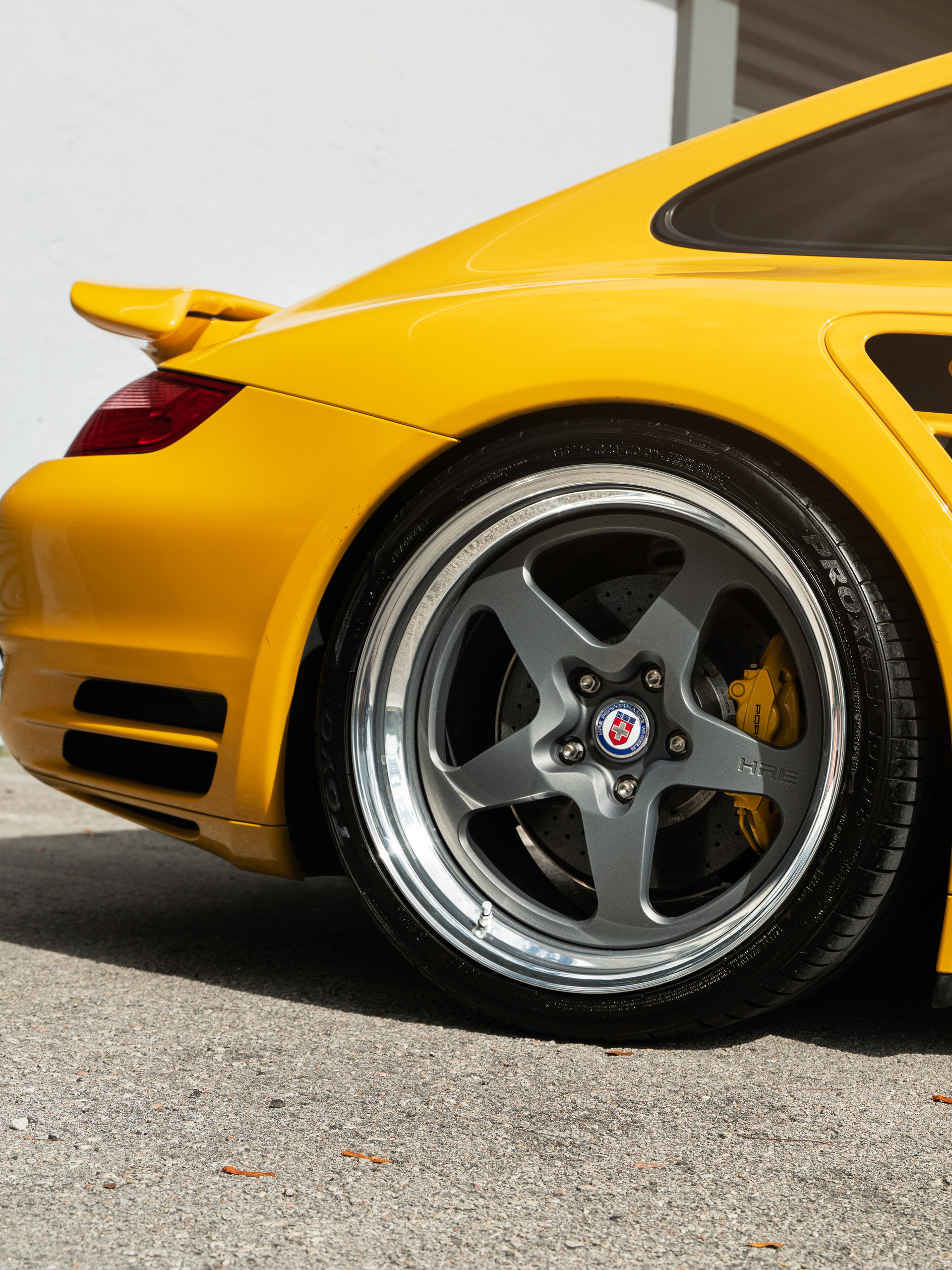 Porsche 997 on HRE 527