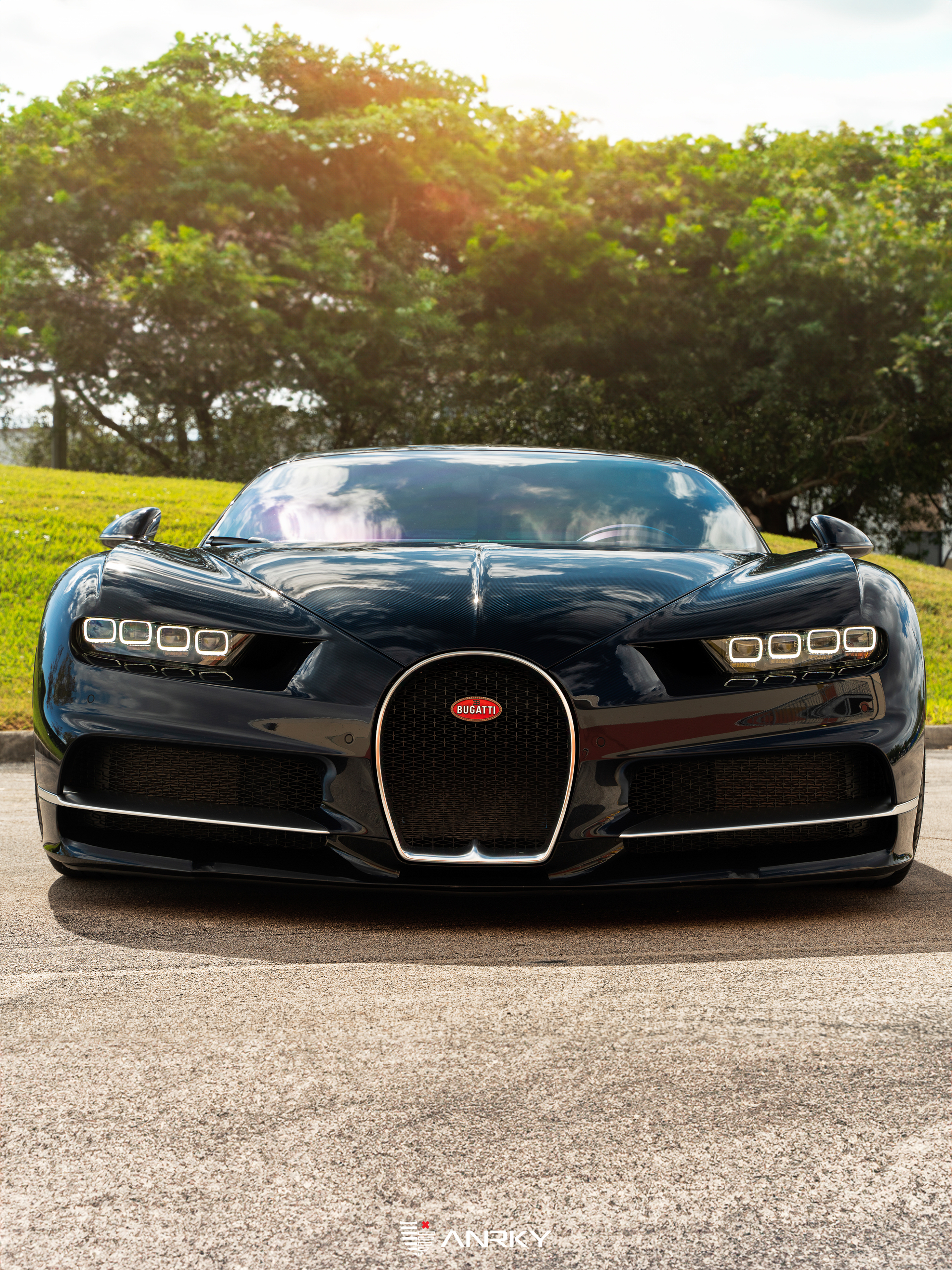 Bugatti Chiron | on ANRKY XR-105 | Mirror Polished Smoke