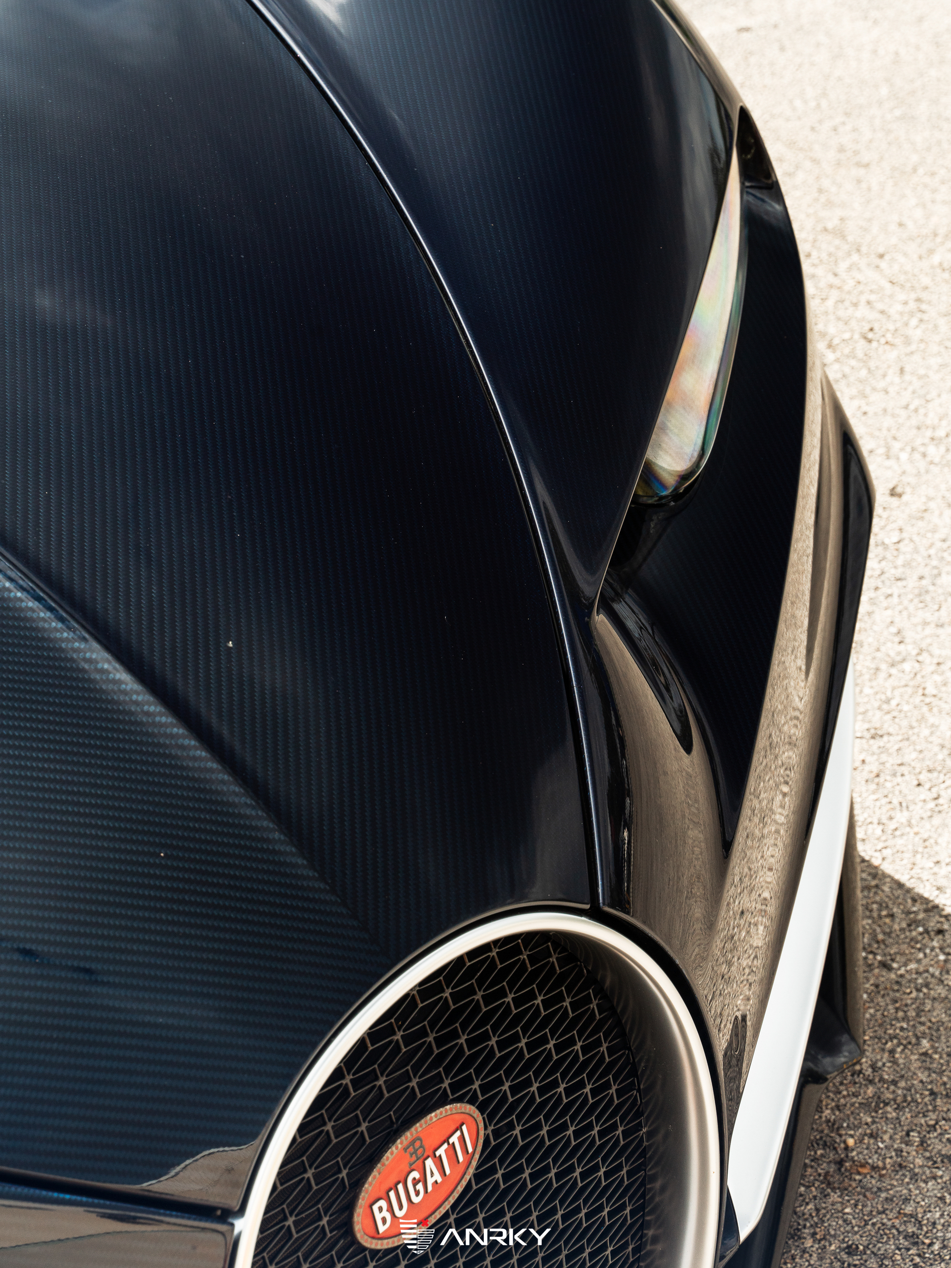 Bugatti Chiron | on ANRKY XR-105 | Mirror Polished Smoke