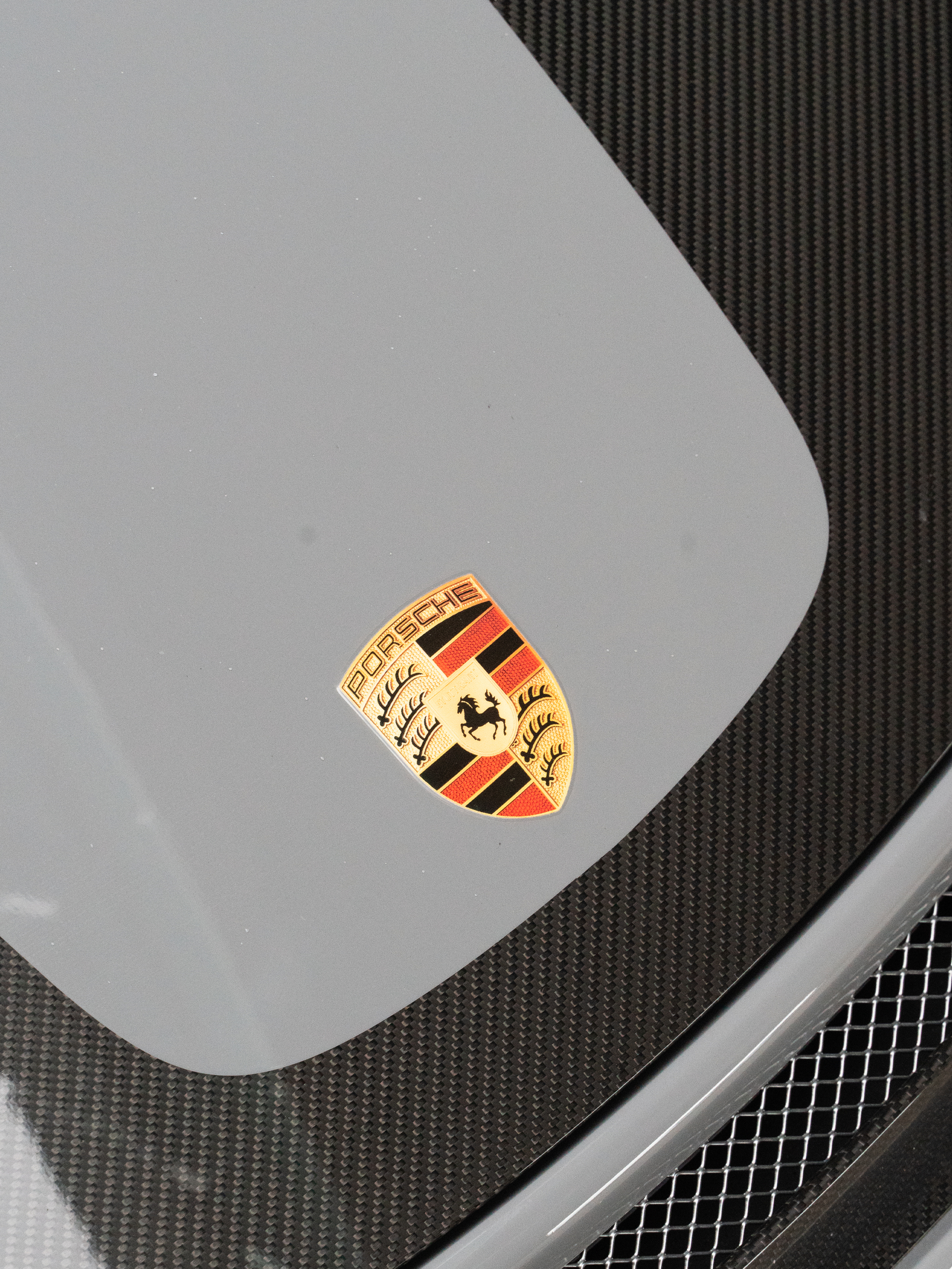 Porsche 991.2 GT2 RS on HRE 300 Classics